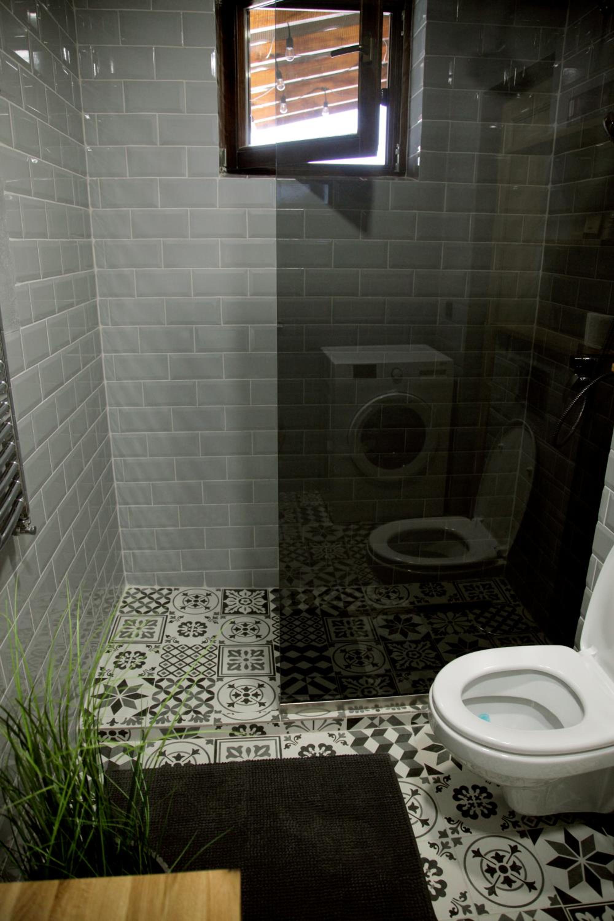 One-Bedroom Apartment - Photo 10