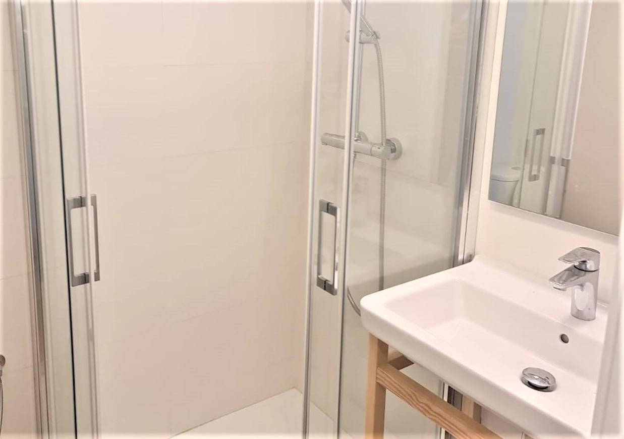 Double Room - Photo 5