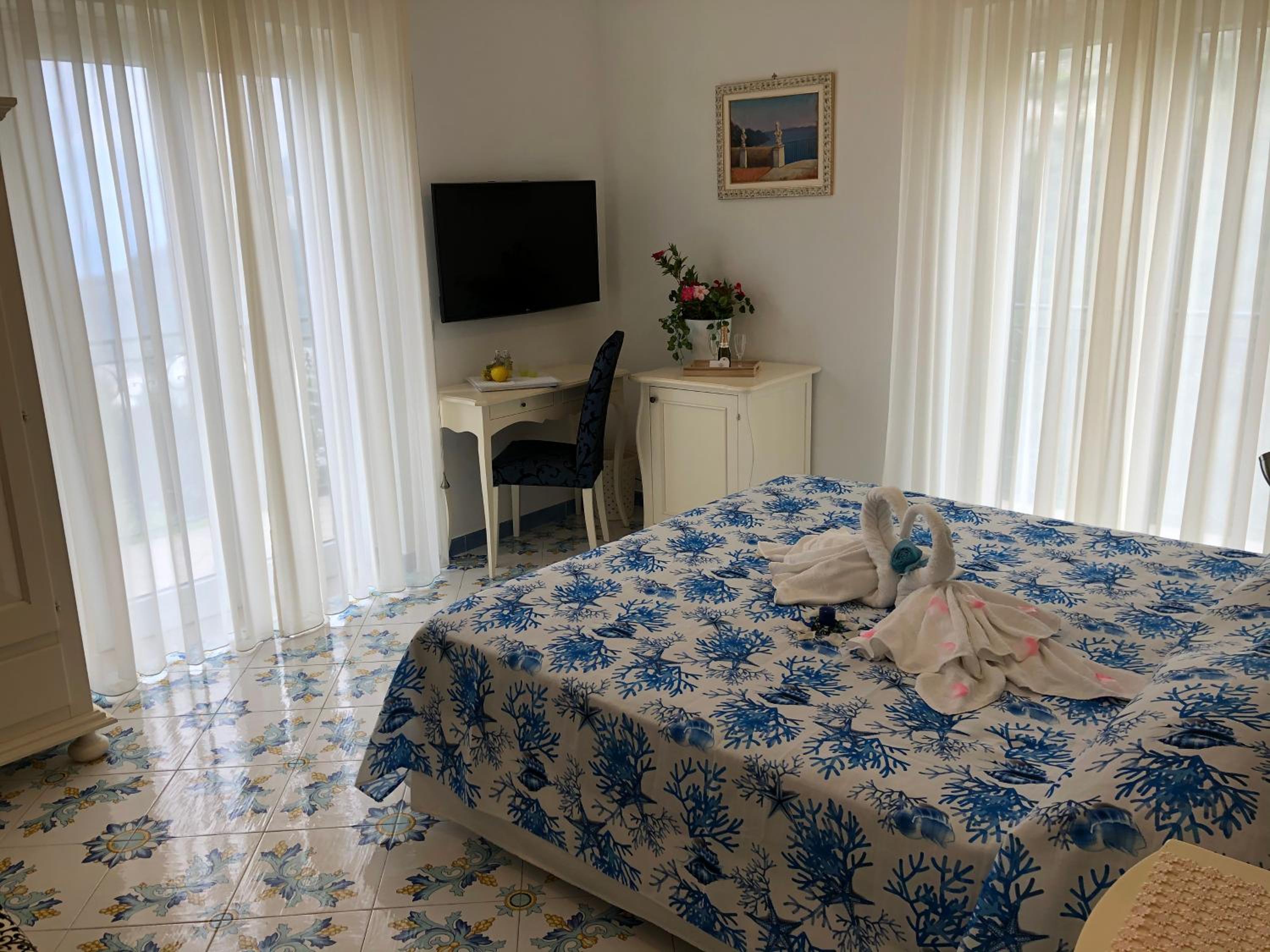 King Room with Sea View photo 3