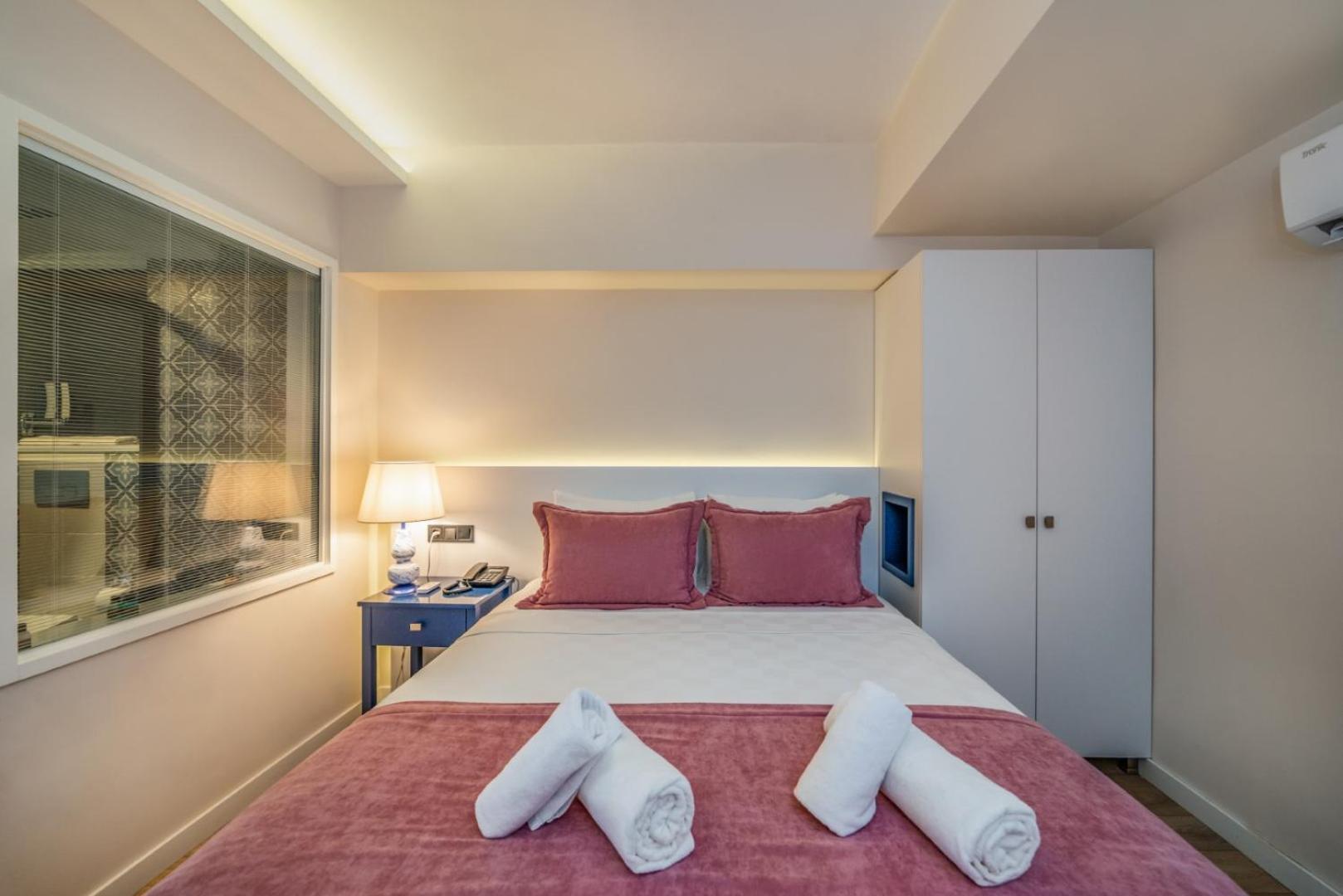 King Suite with Sea View - Photo 1
