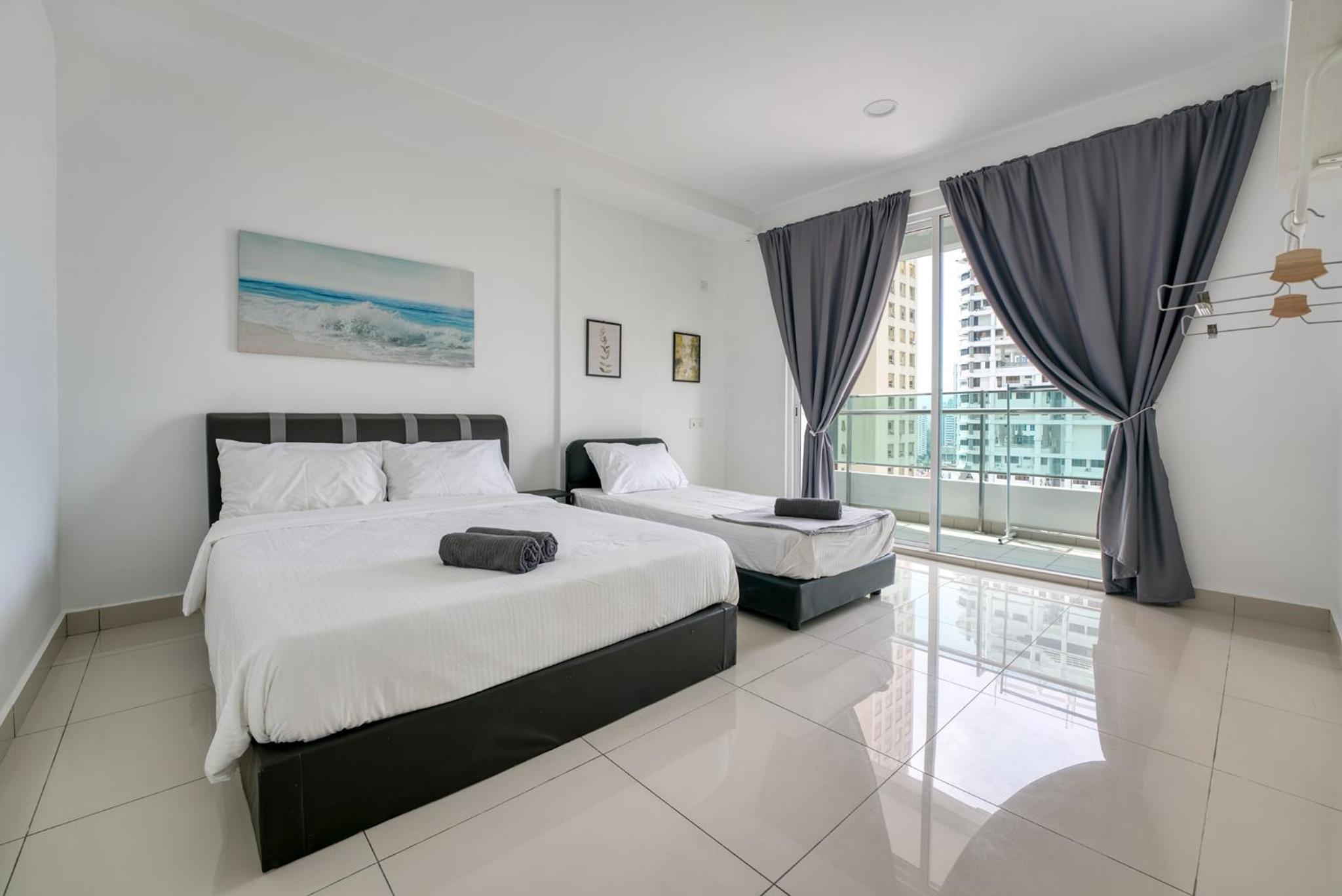 Two-Bedroom Apartment - Photo 11