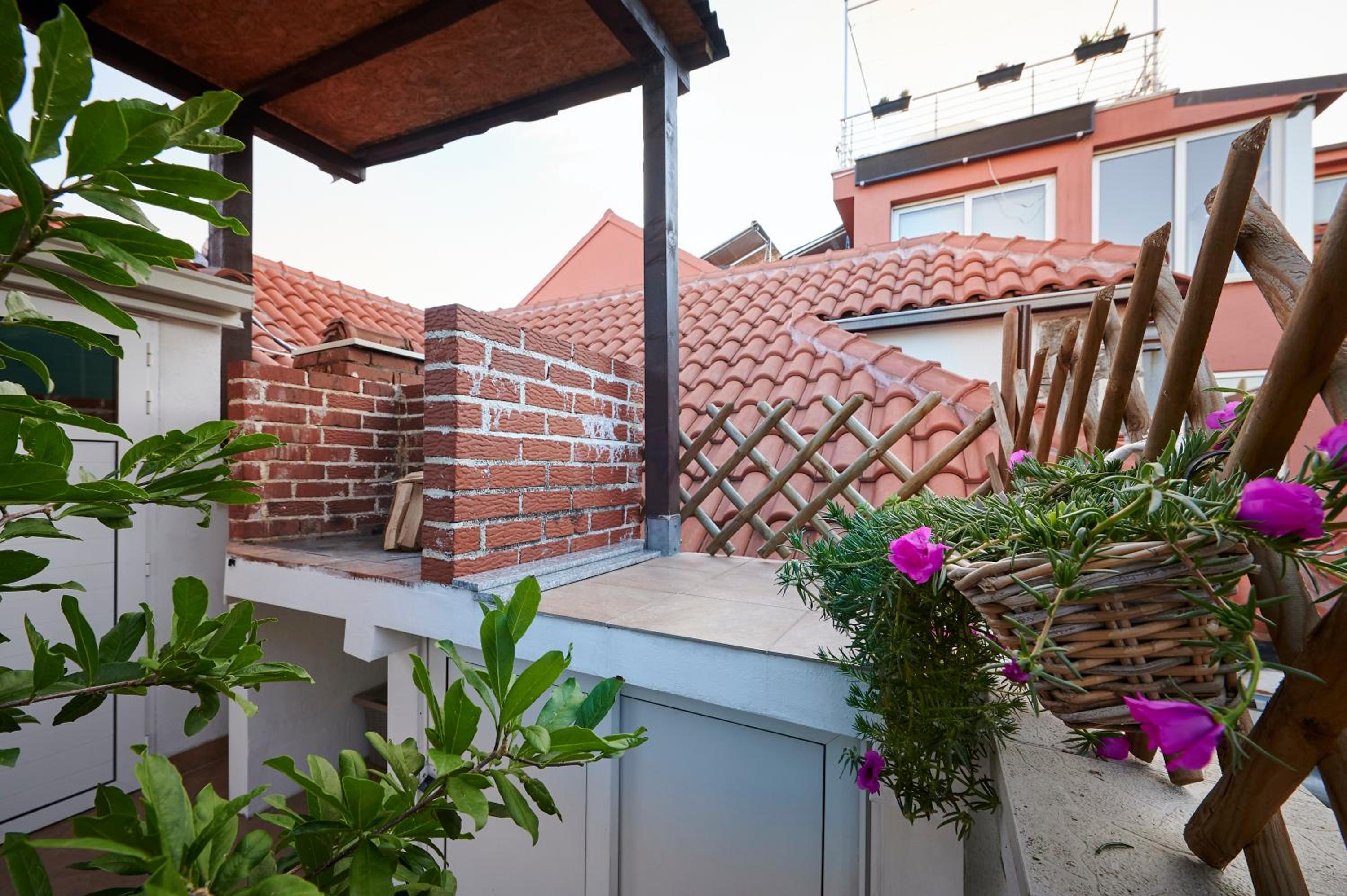 Apartment with Terrace
