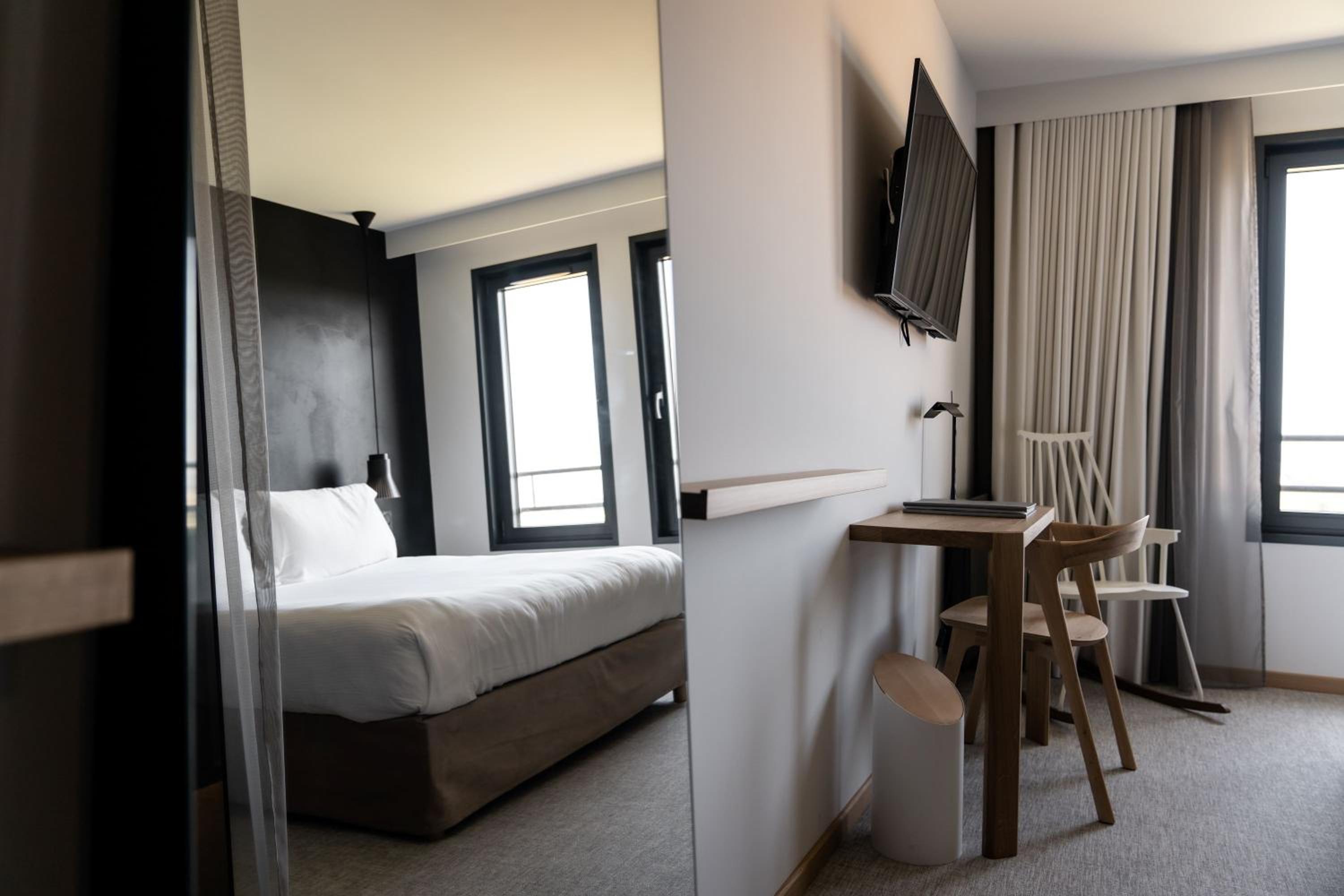 Superior Double or Twin Room - Photo 1