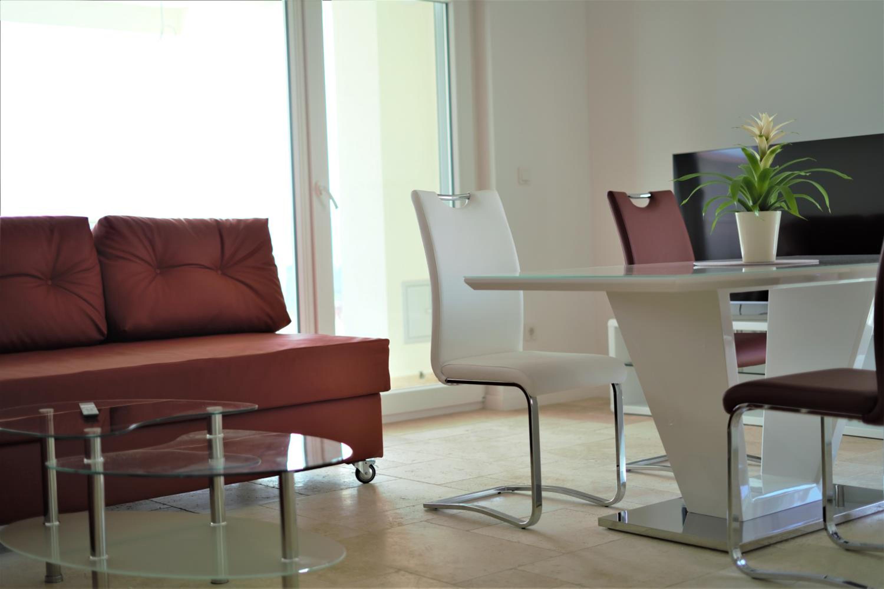 One-Bedroom Apartment with Garden photo 2
