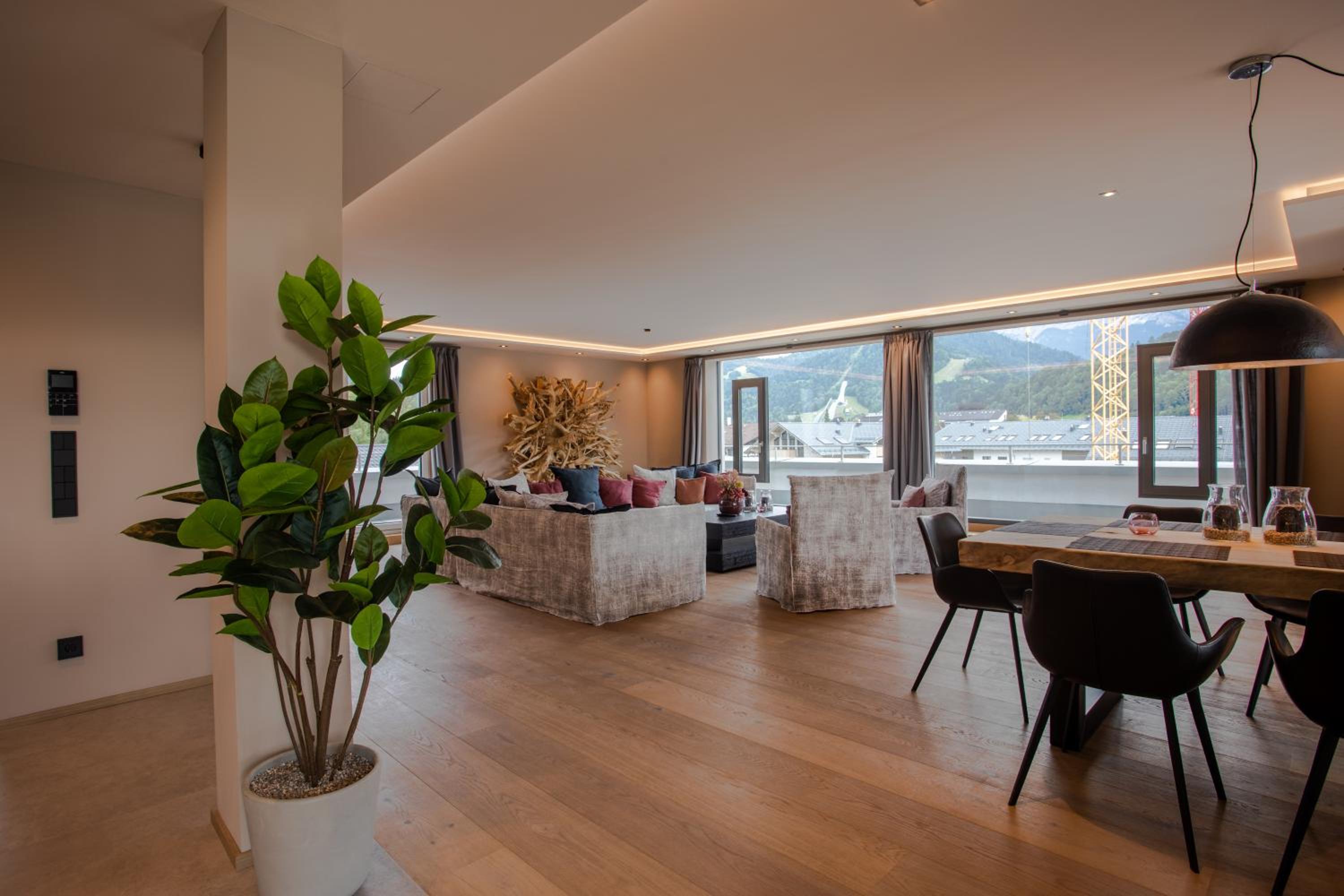 Penthouse Apartment photo 3