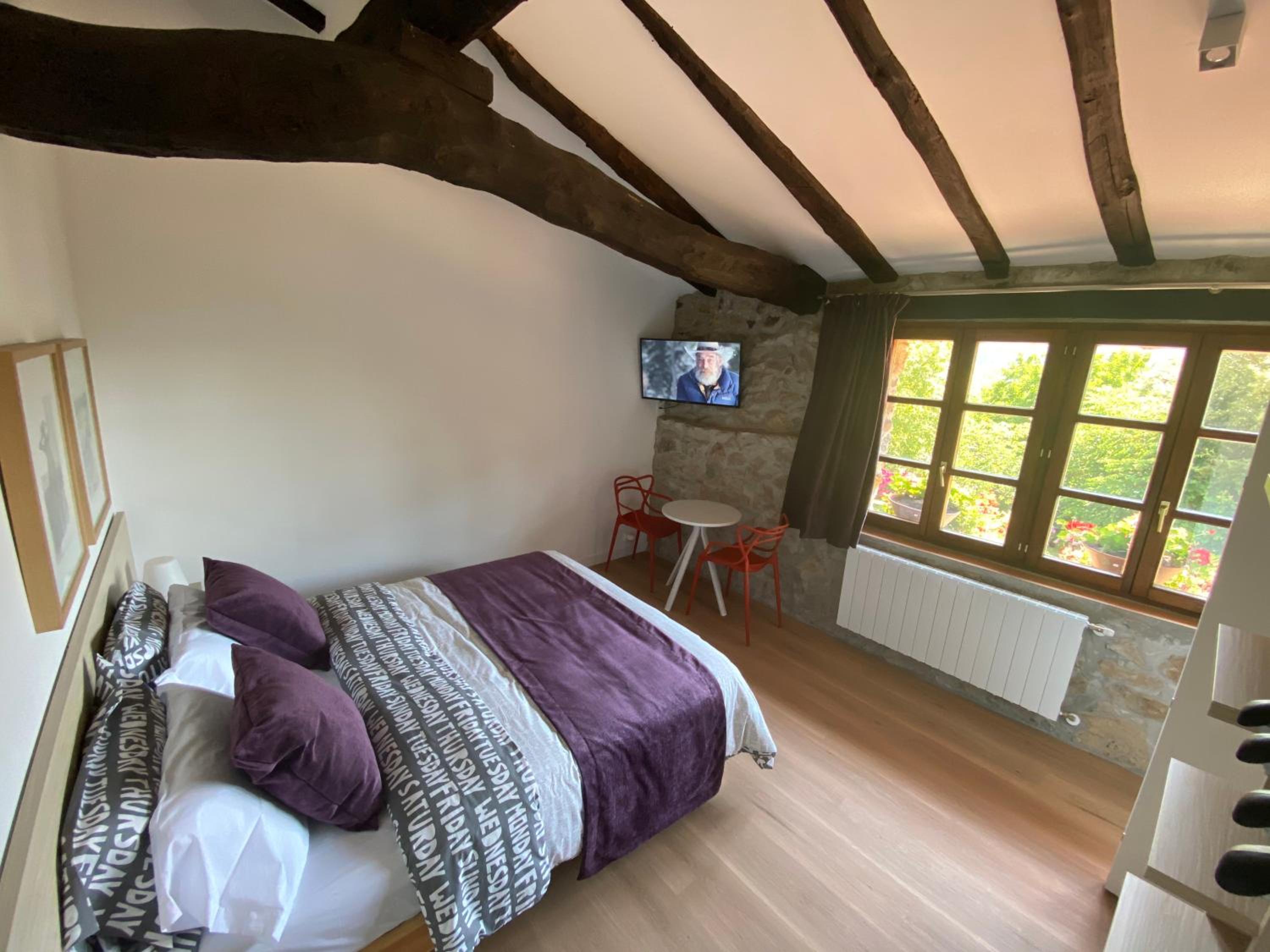 Queen Room photo 3