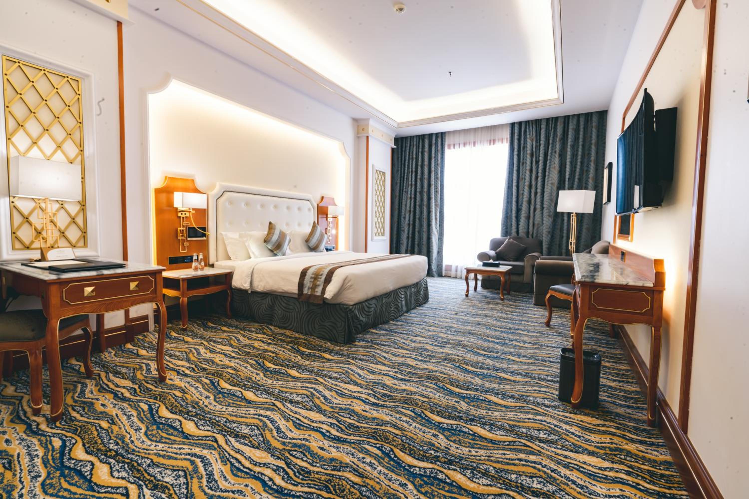 Premier Deluxe Suite