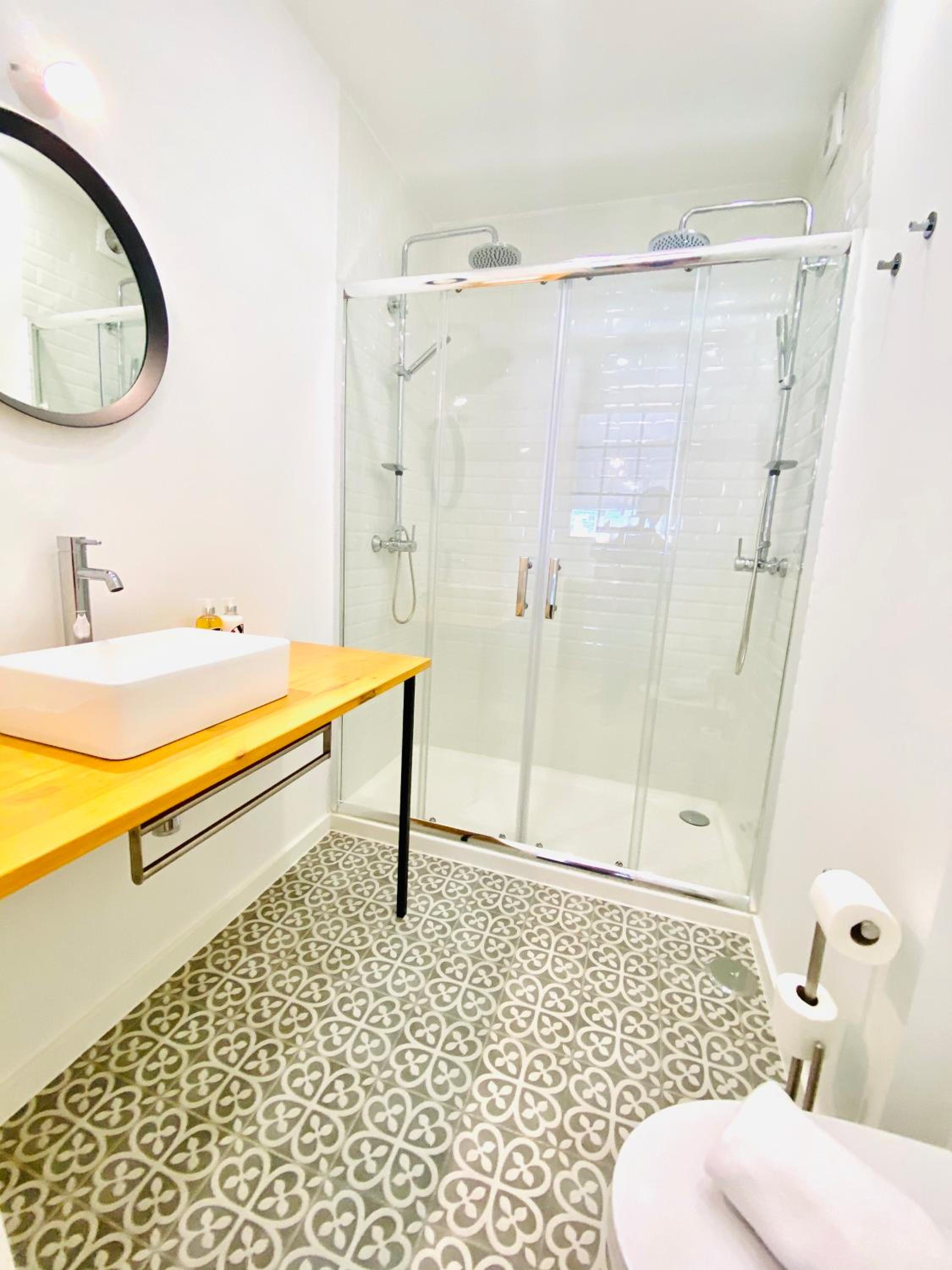 Deluxe Double or Twin Room with Balcony photo 3