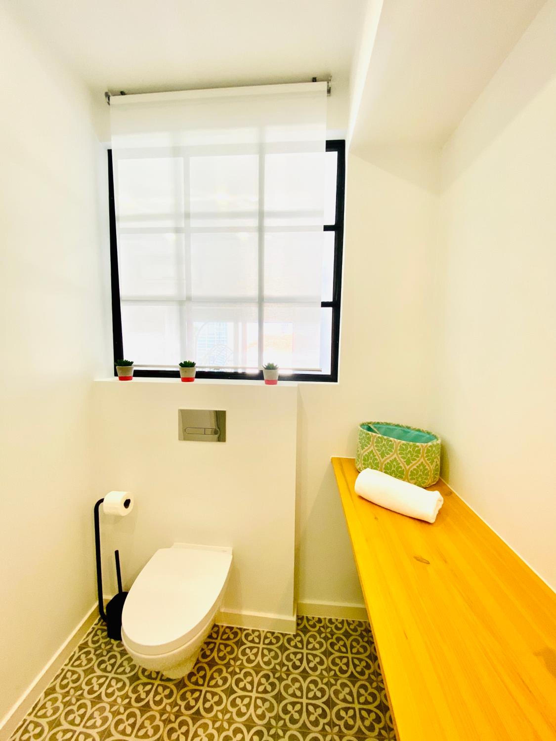 Deluxe Double Room with Balcony photo 2