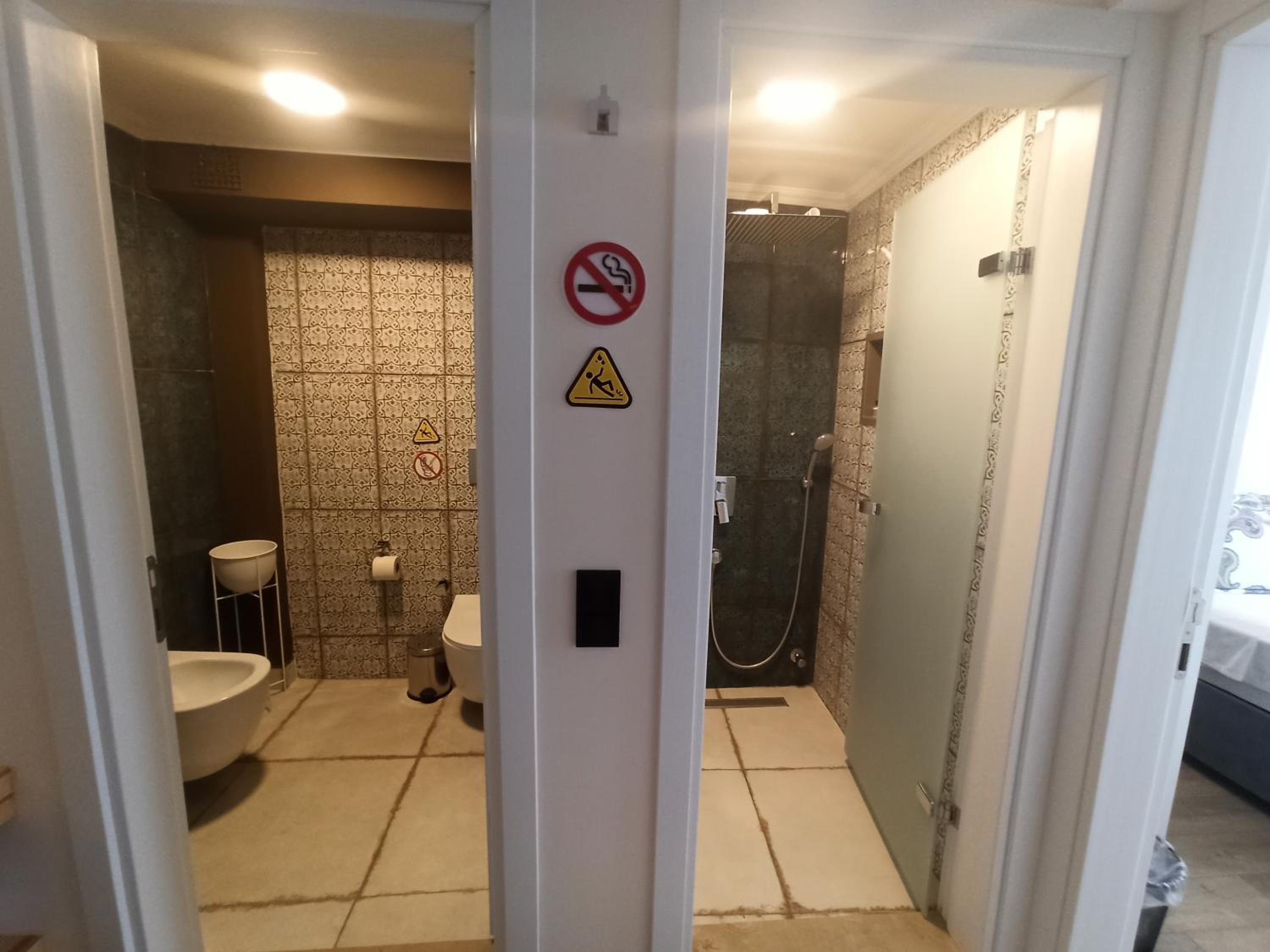 Triple Room with Sea View - Photo 11