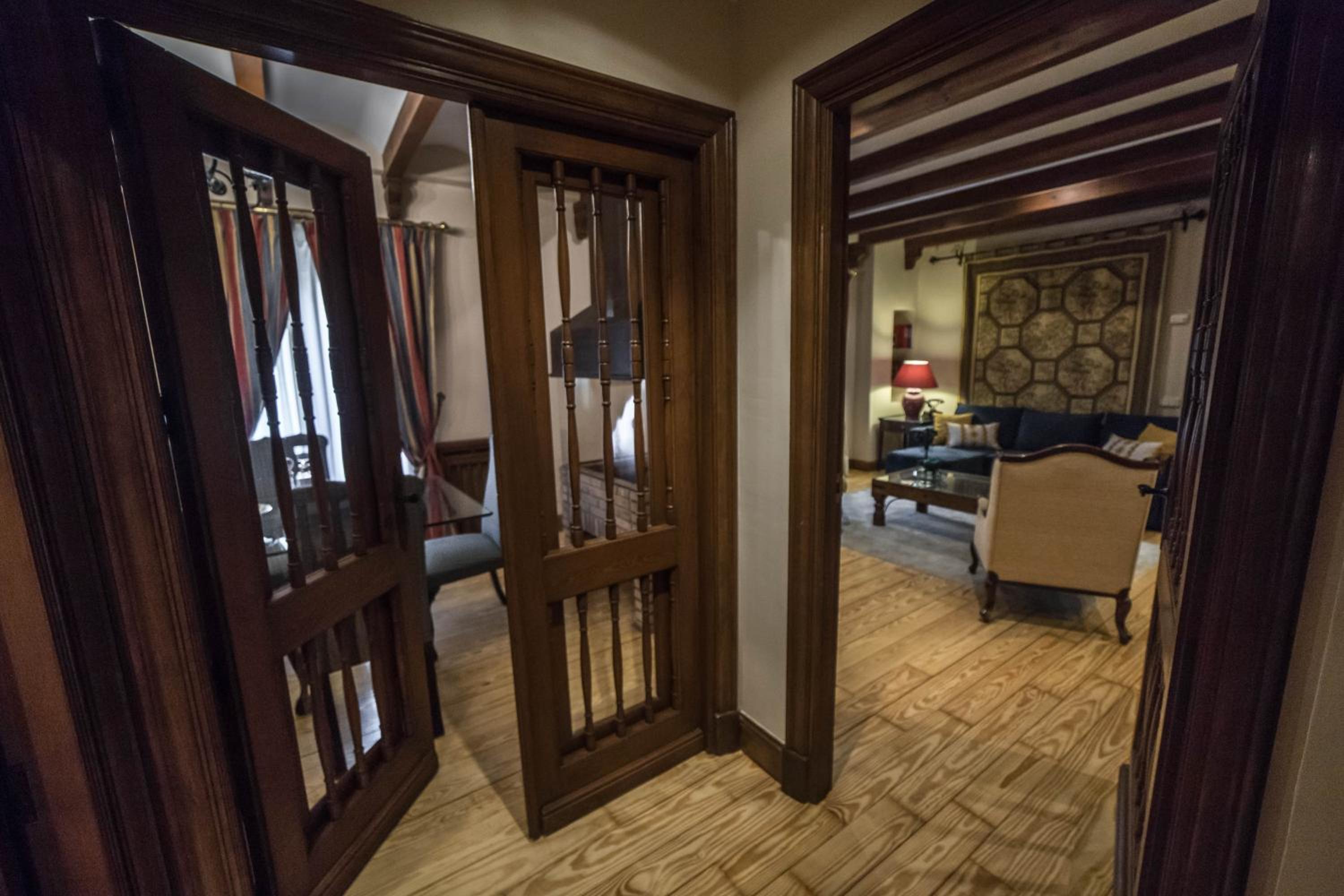 Three-Bedroom Apartment - Photo 15