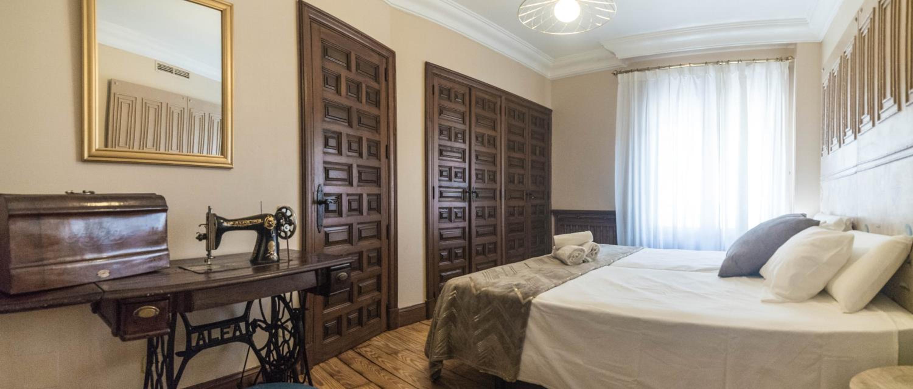 Three-Bedroom Apartment - Photo 24