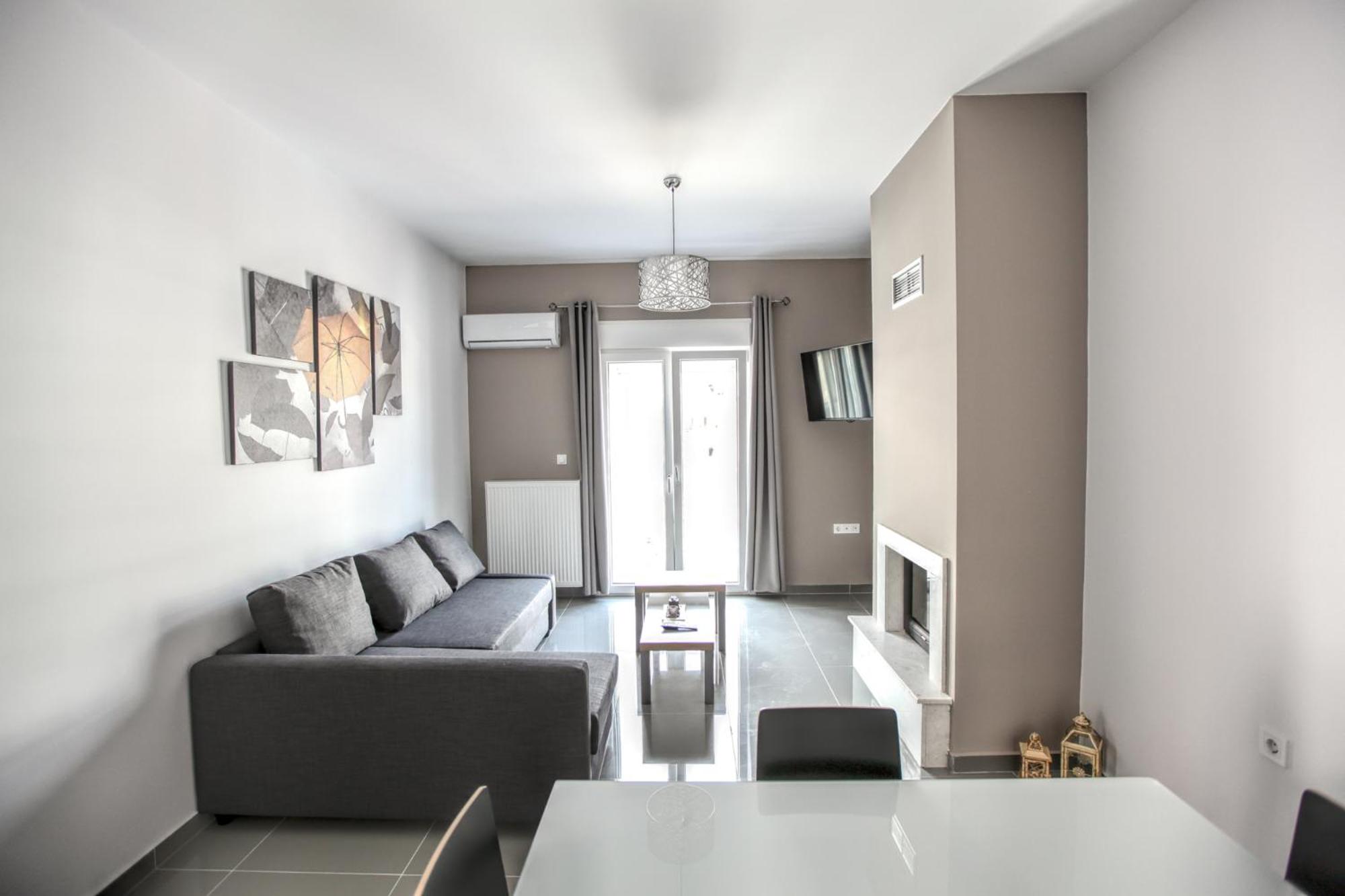 Two-Bedroom Apartment - Photo 34