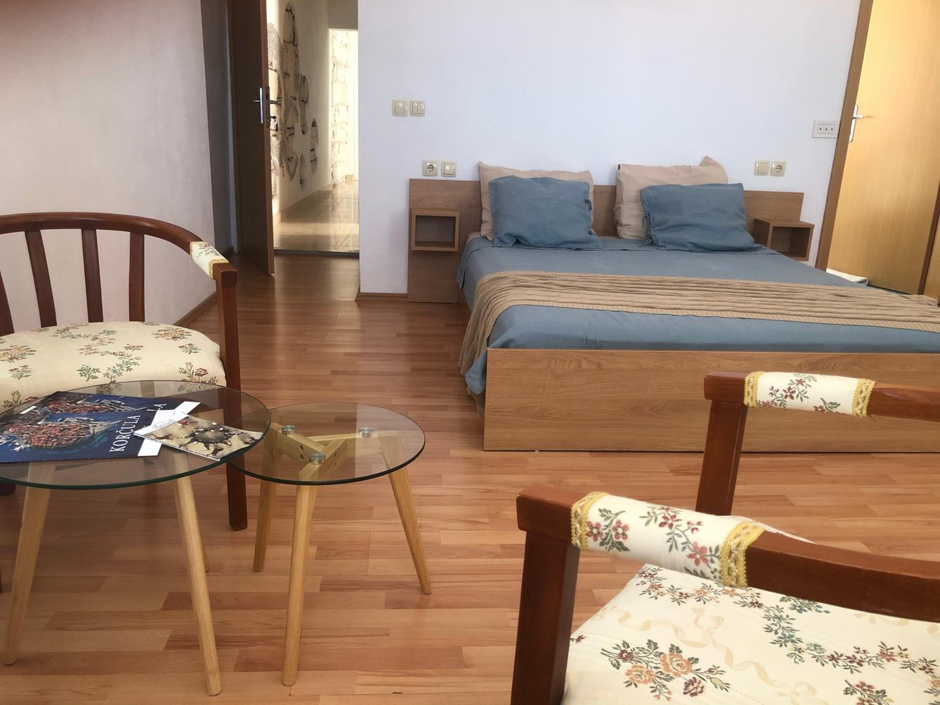 Triple Room photo 2
