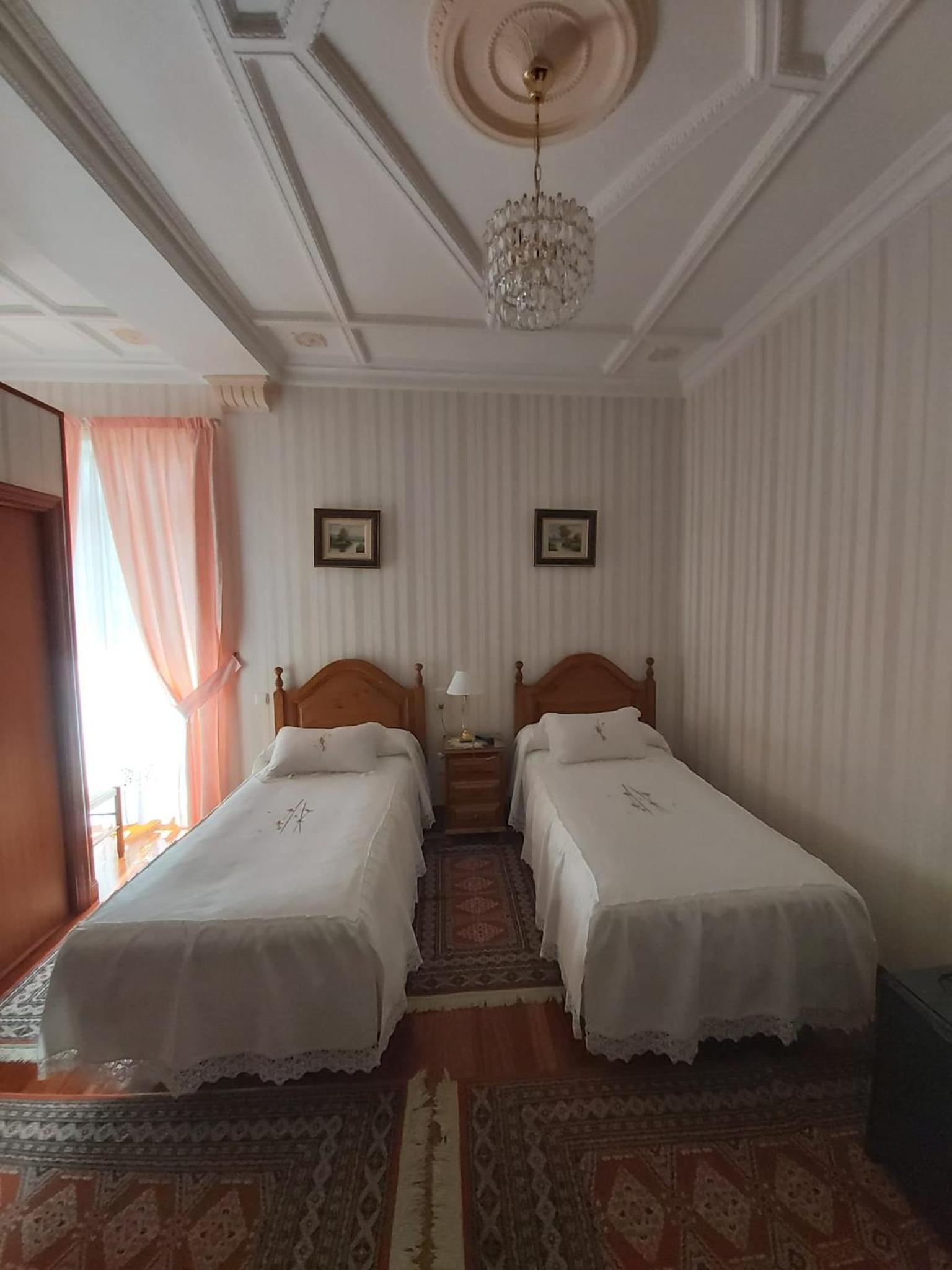 Habitación Doble o con Dos Camas con Baño Privado