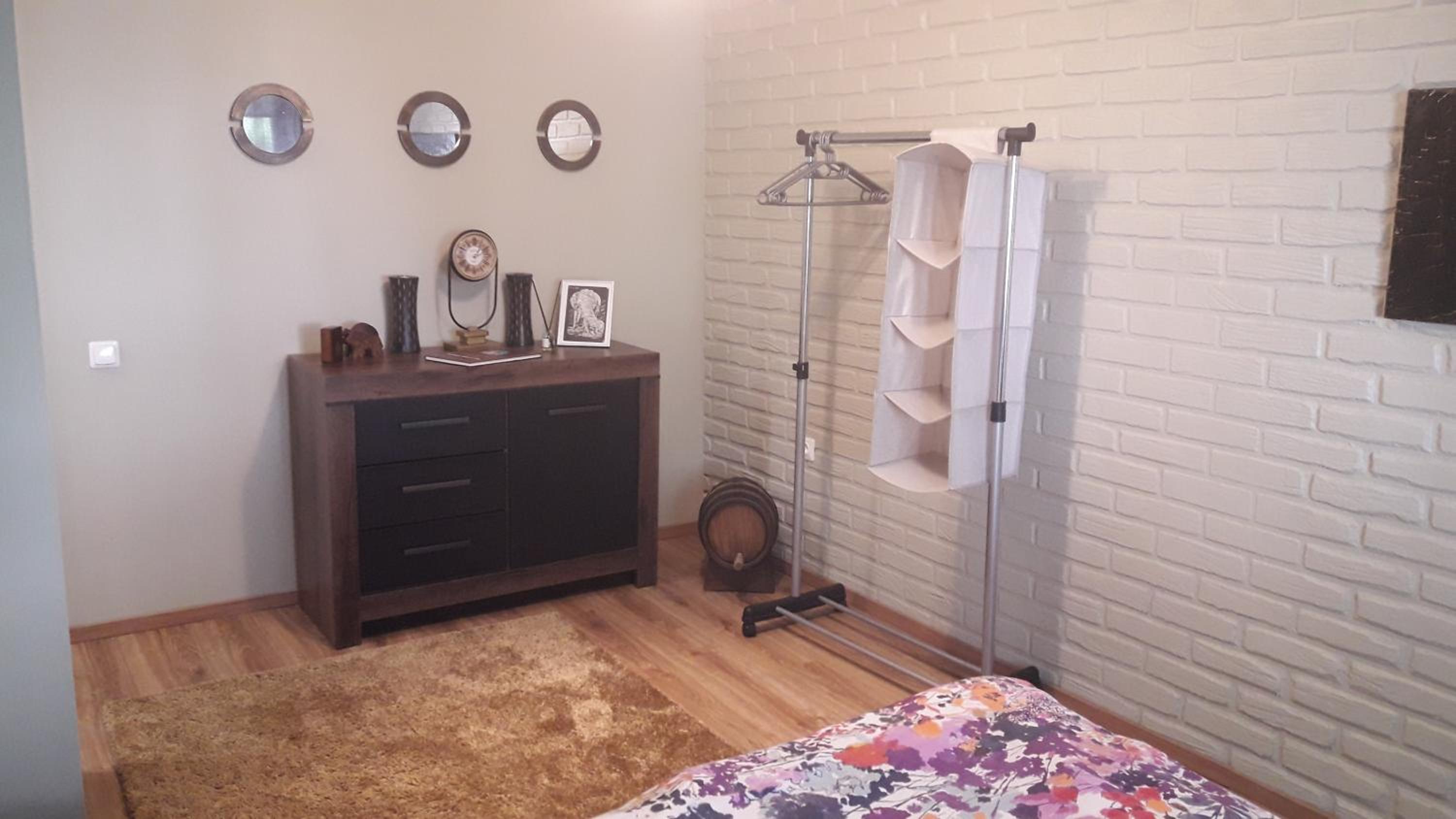 One-Bedroom Apartment - Photo 14