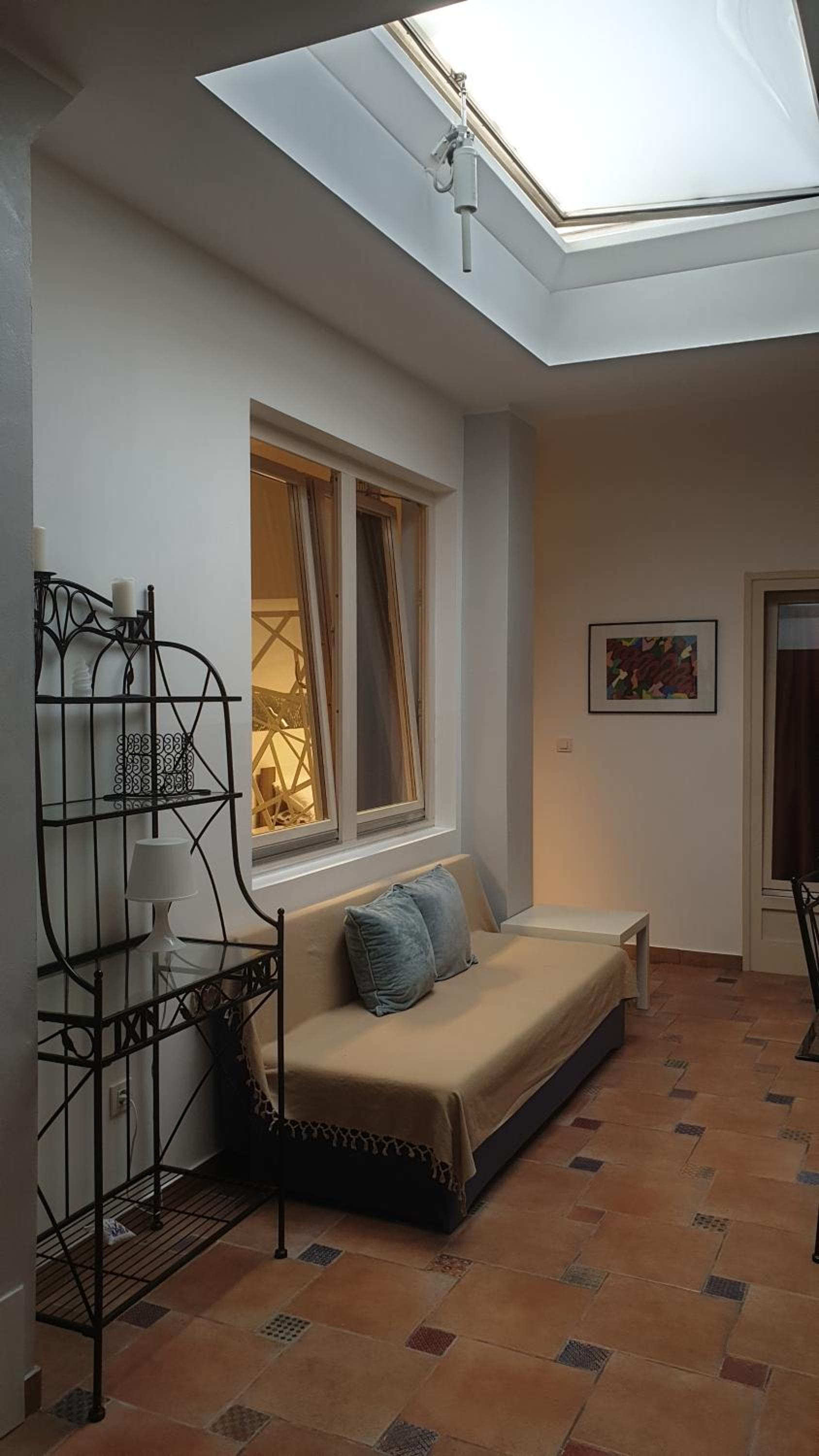 Two-Bedroom Apartment - Photo 2