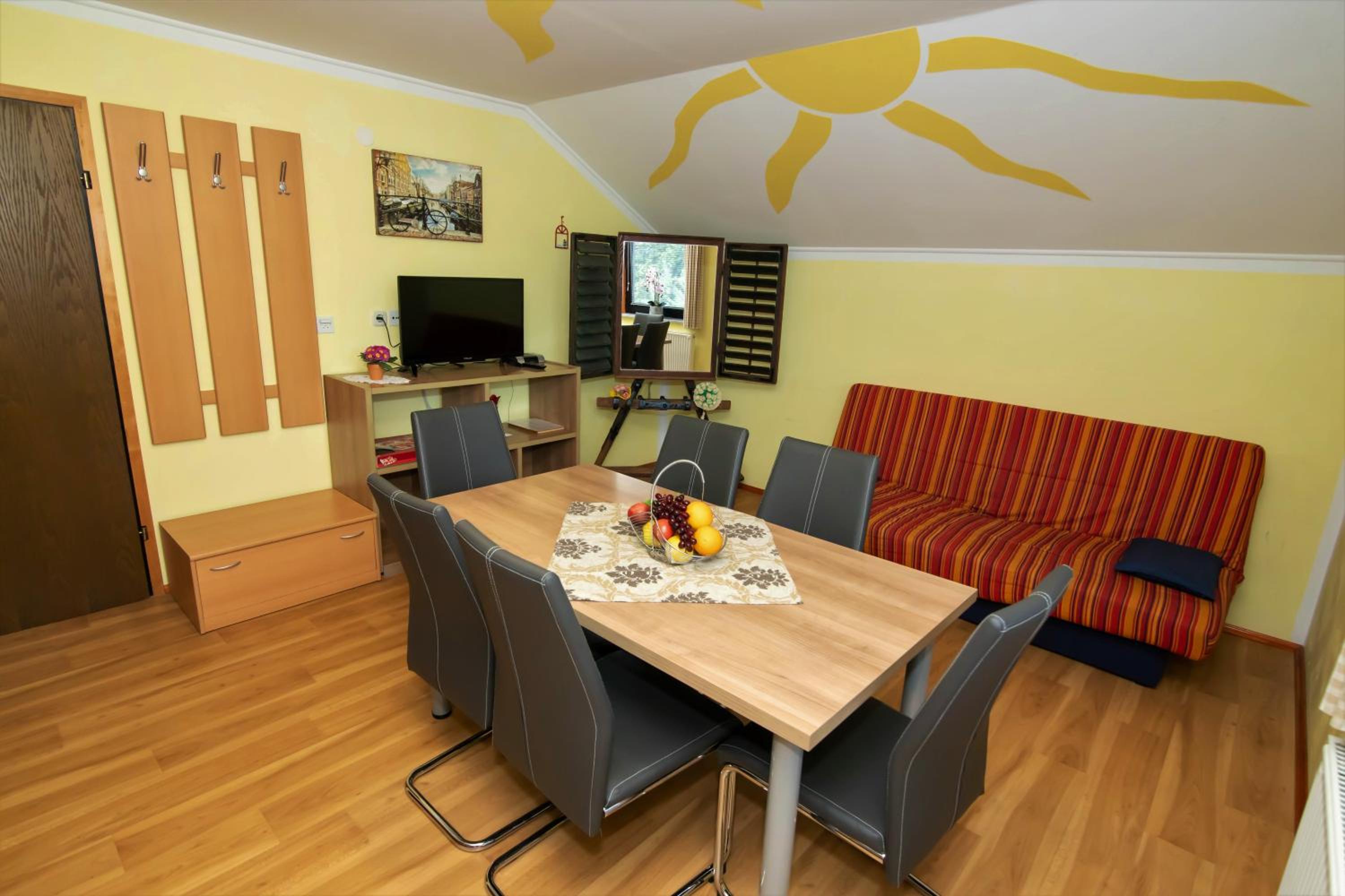 Apartment with Garden View photo 3