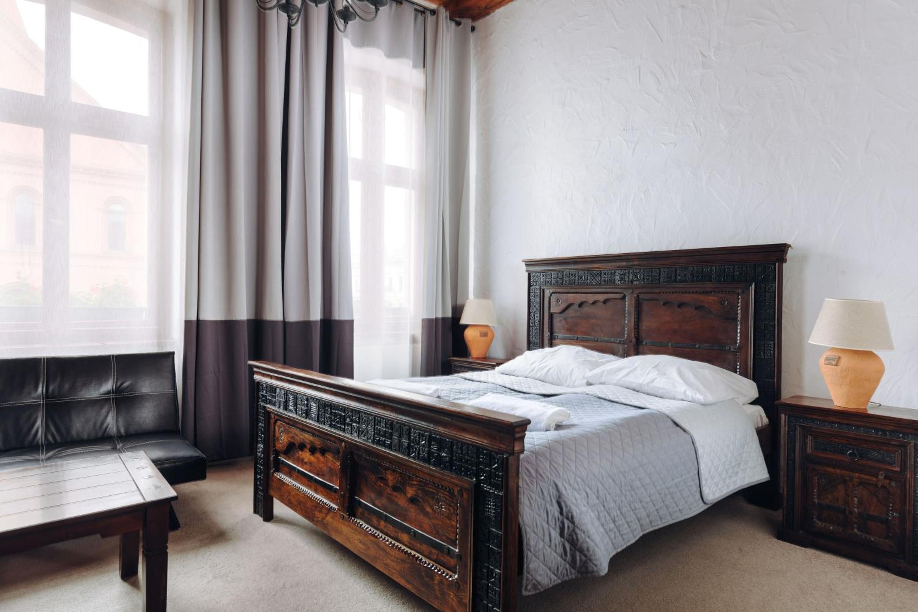 Large Double Room