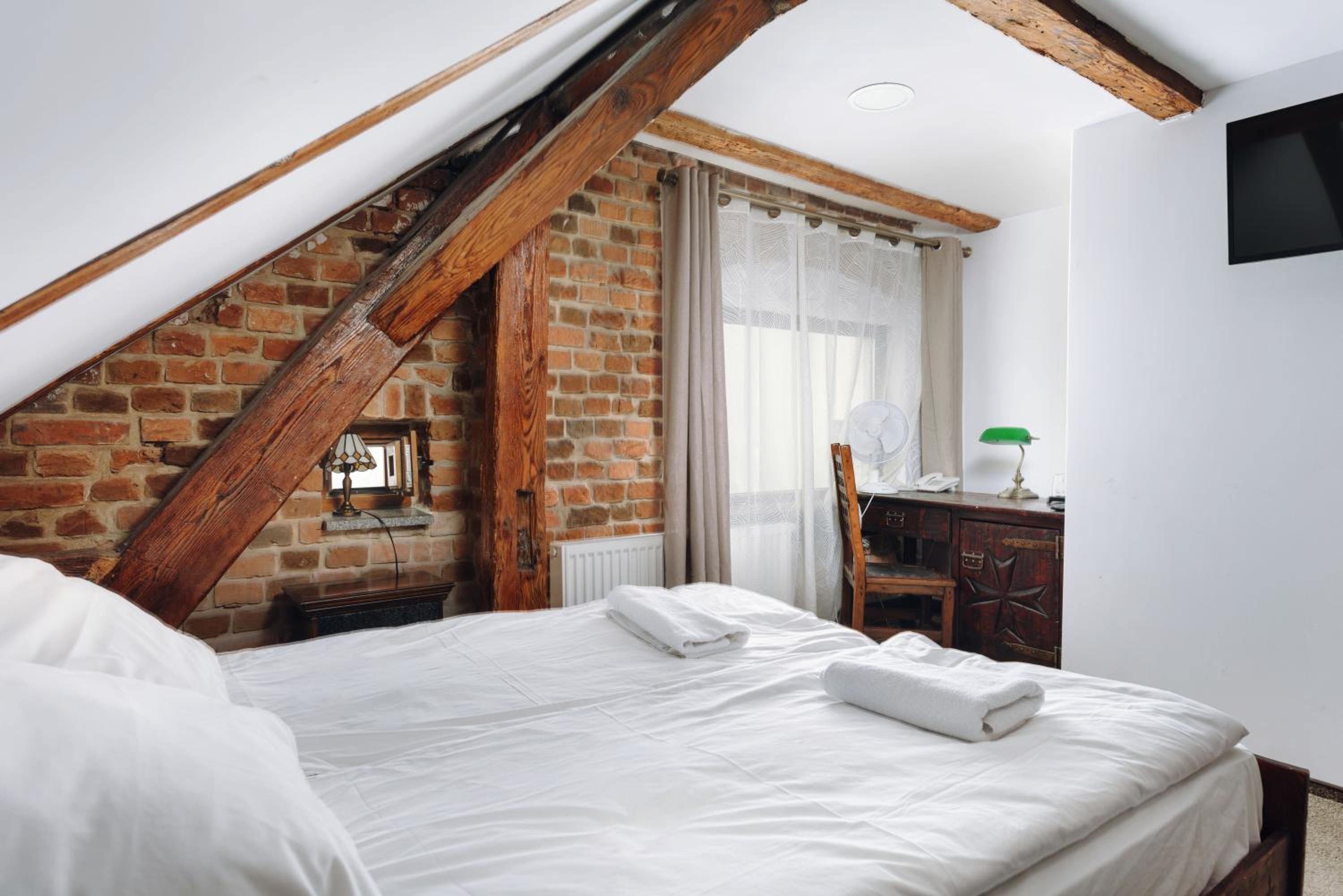 Double Room - Photo 4