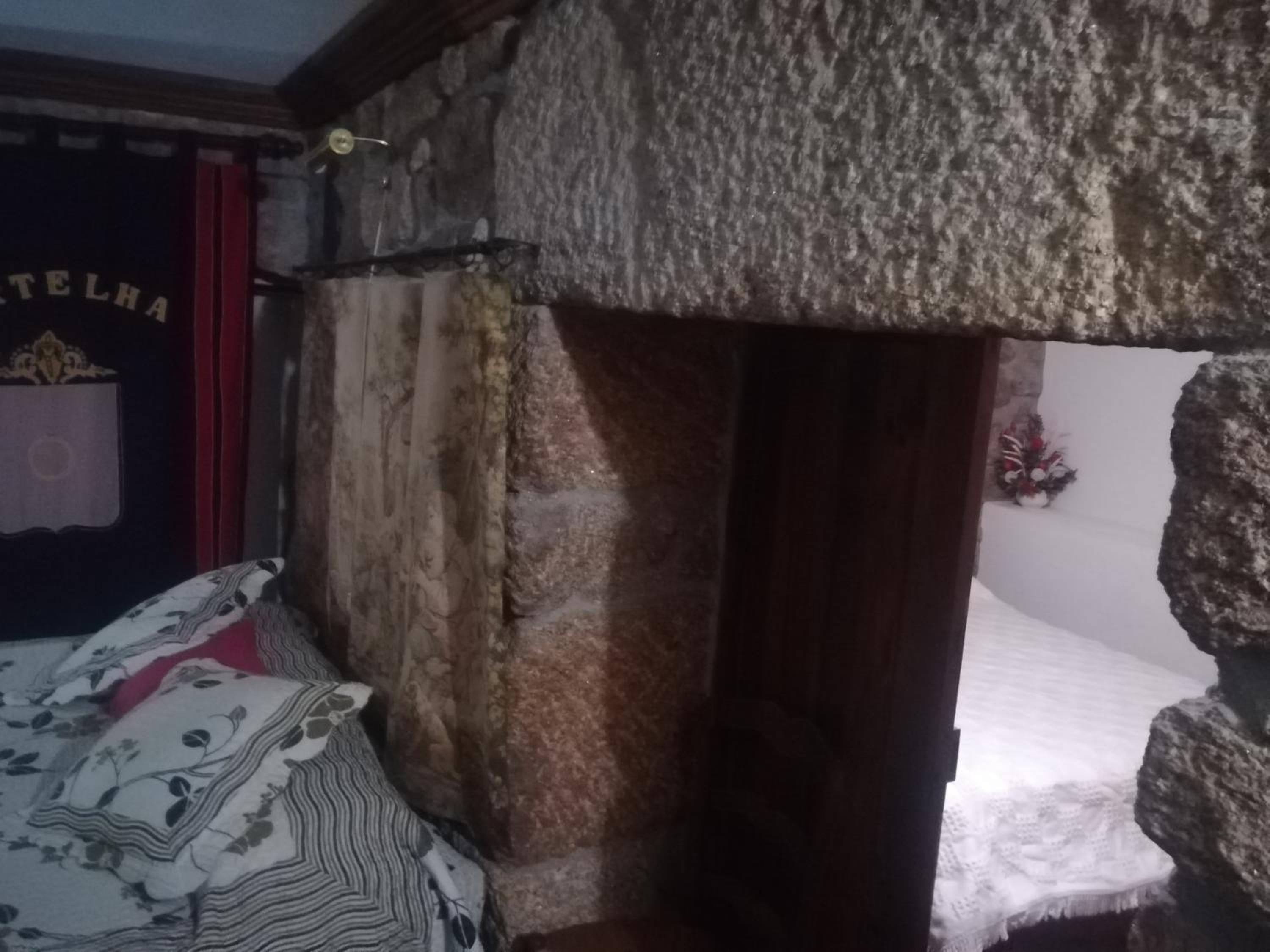 Three-Bedroom House - Photo 7