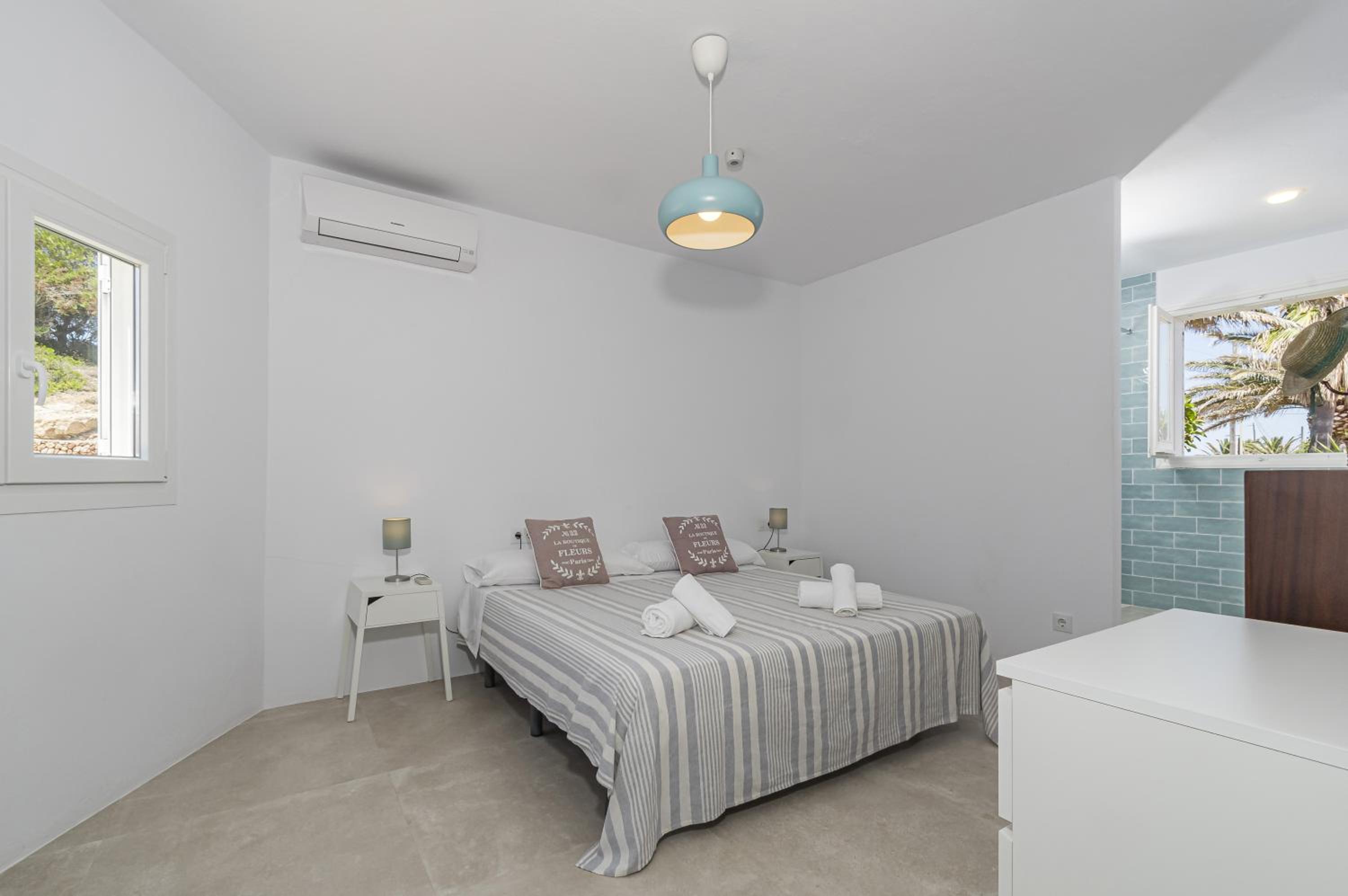 Villa photo 2