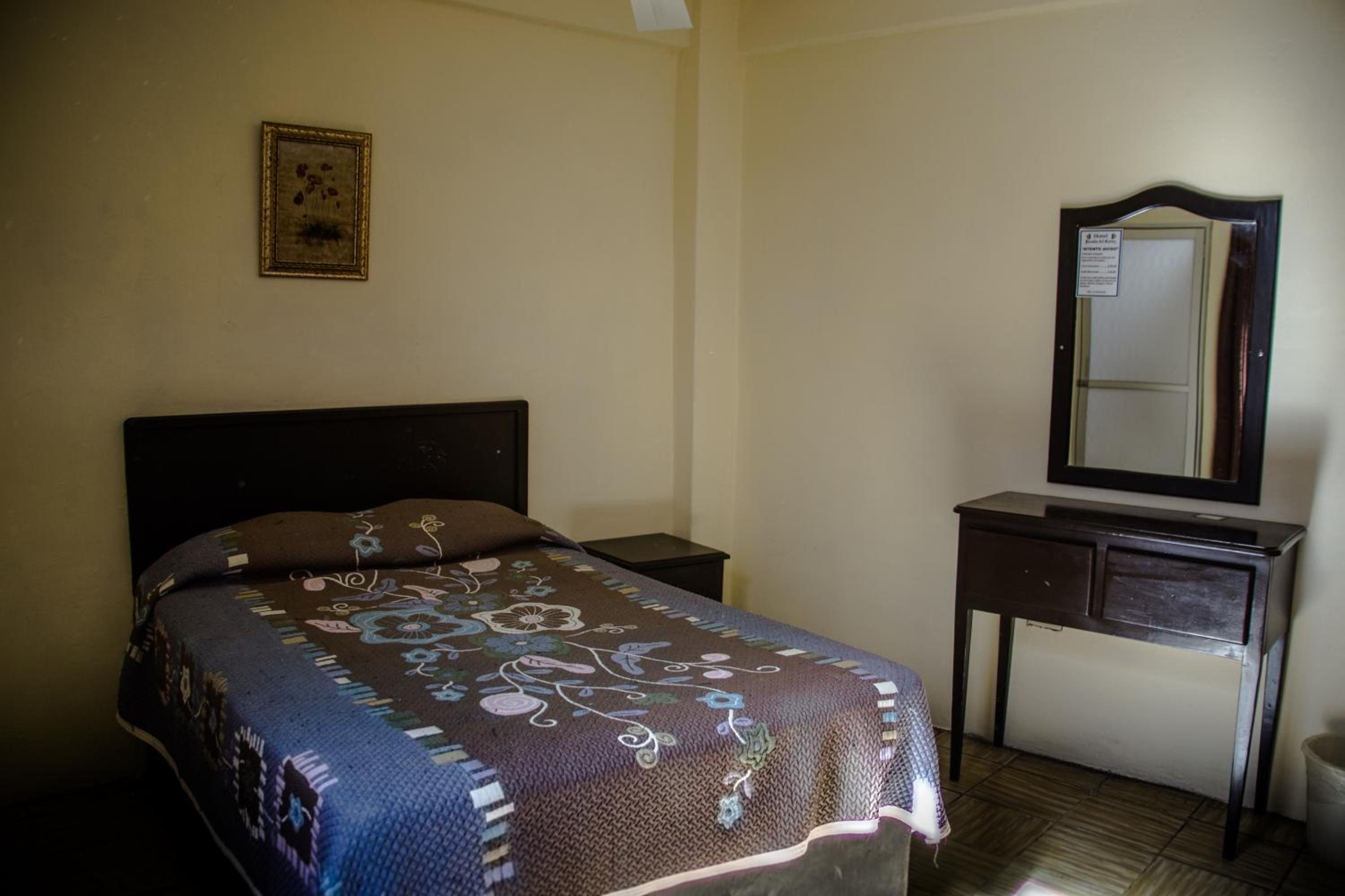 Double Room with Private Bathroom photo 2
