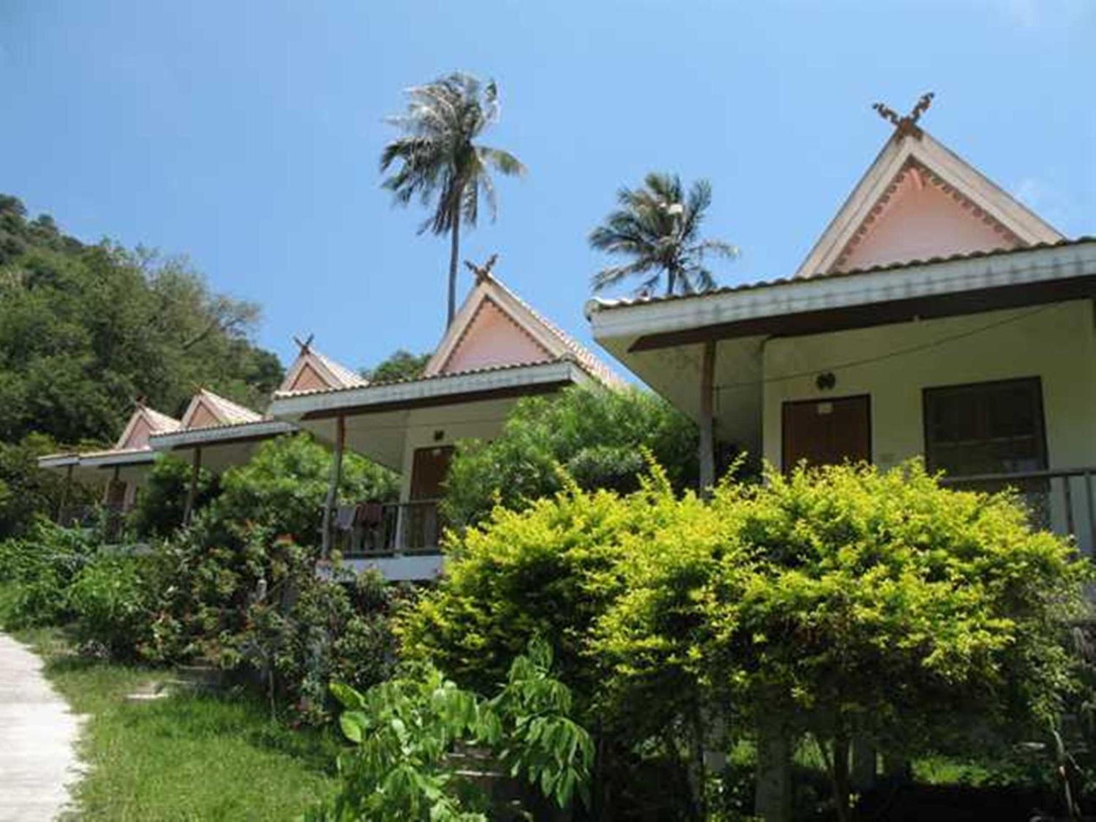 Bungalow Twin Room with Air-Conditioning photo 3