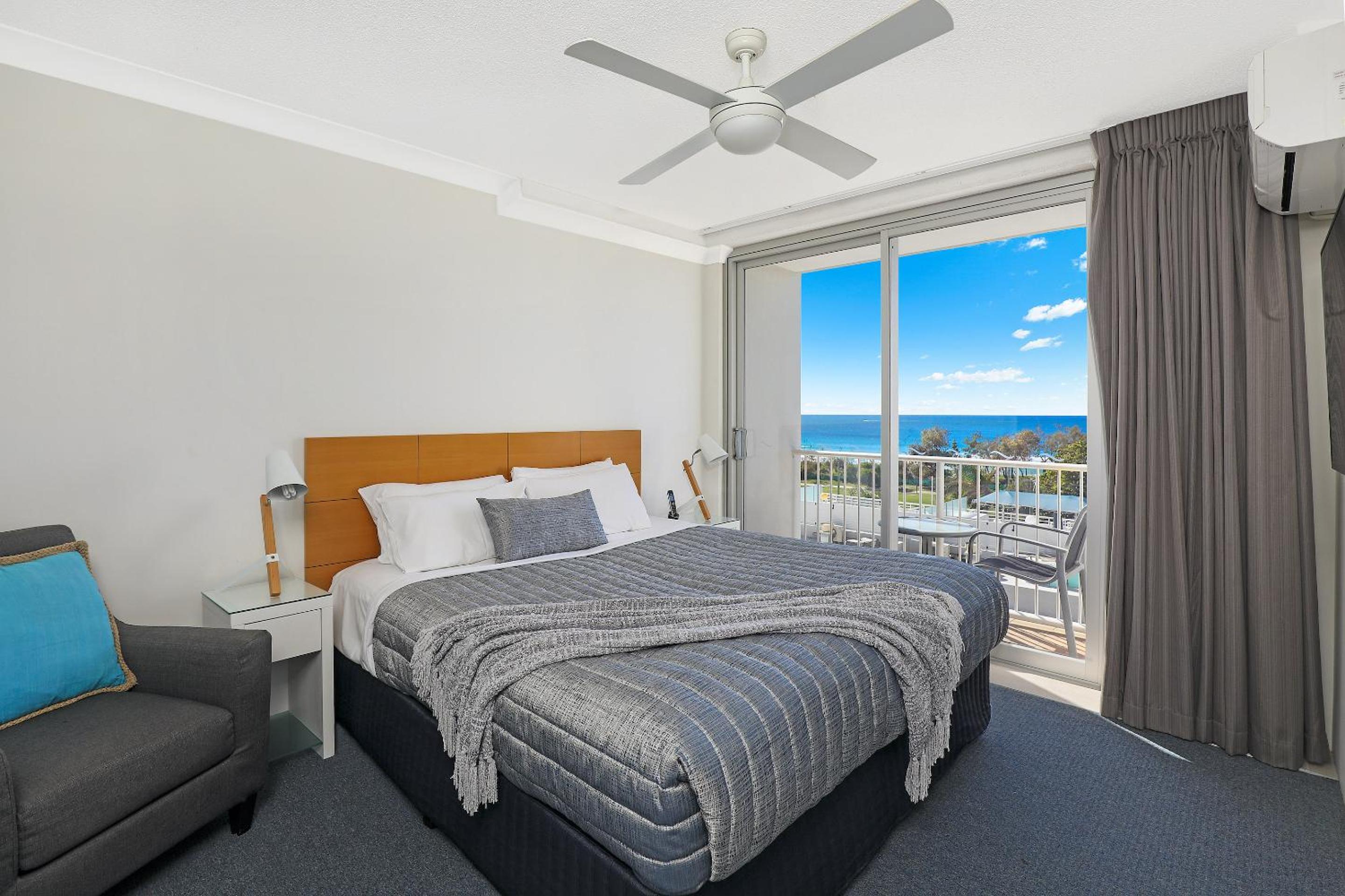 Two-Bedroom Apartment with Ocean View photo 3