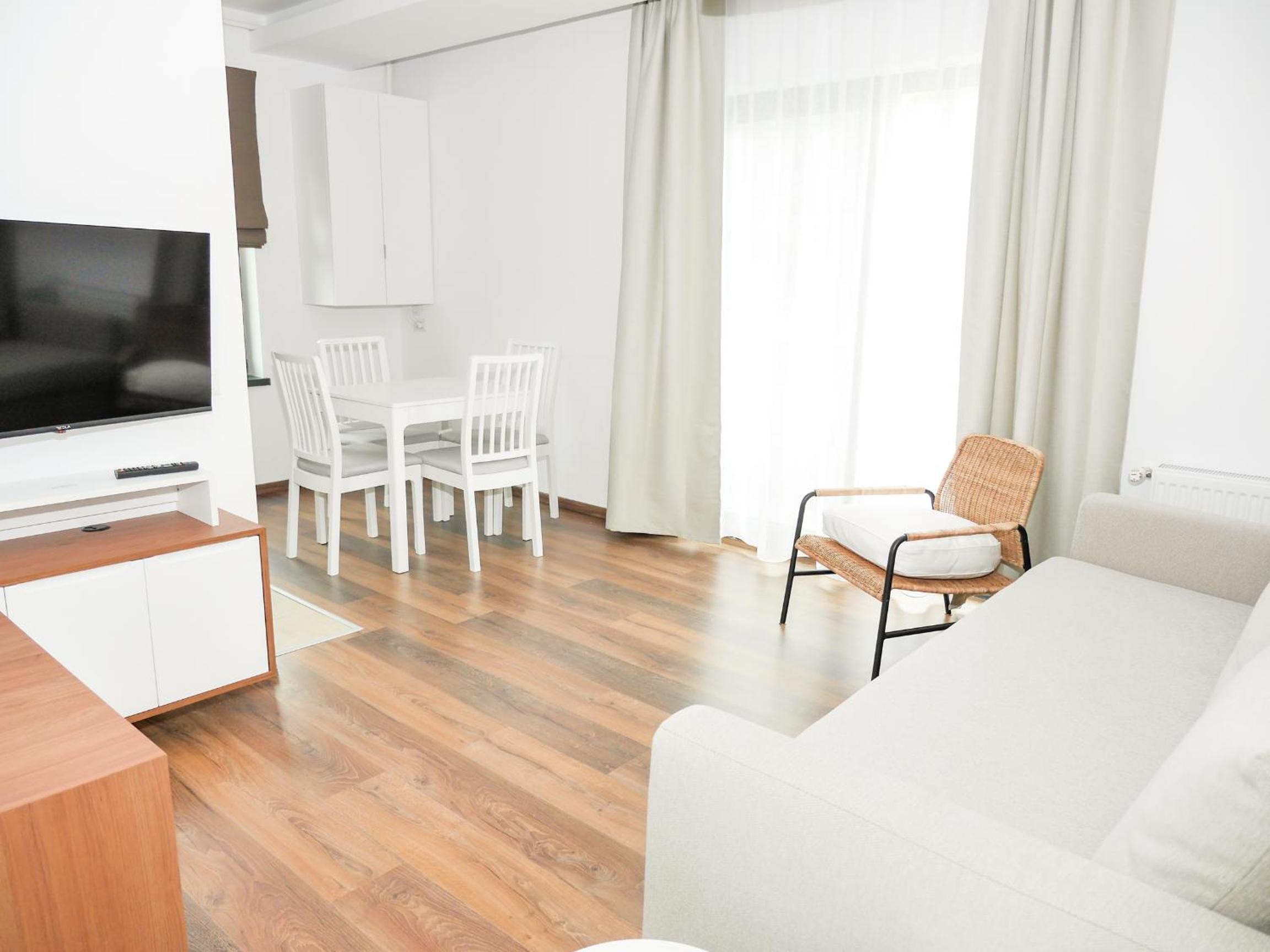 One-Bedroom Apartment - Photo 10