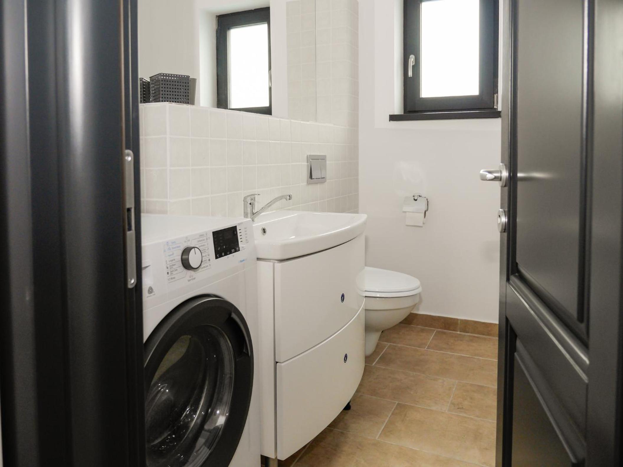 Apartment - Photo 8