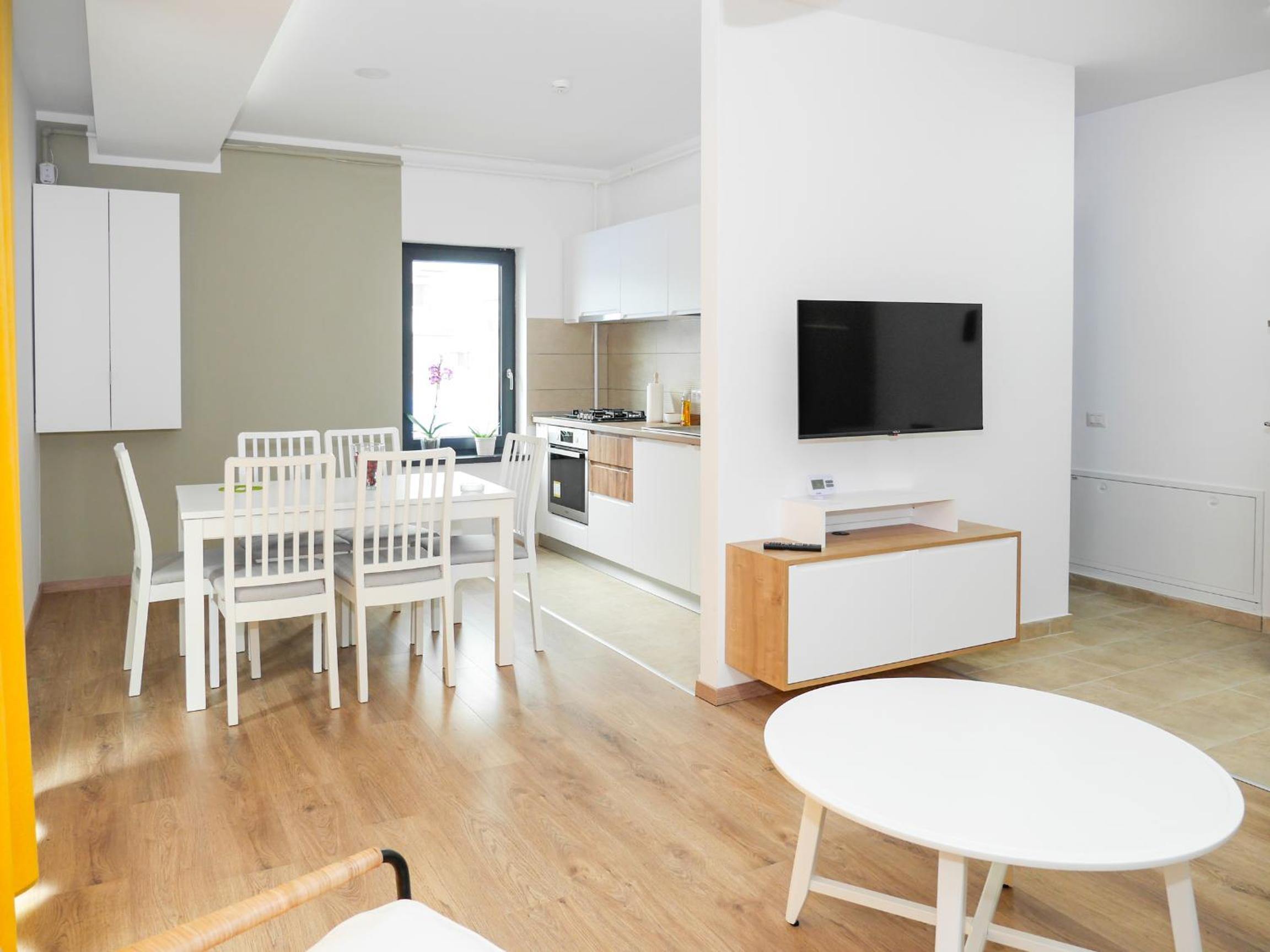 Apartment - Photo 3