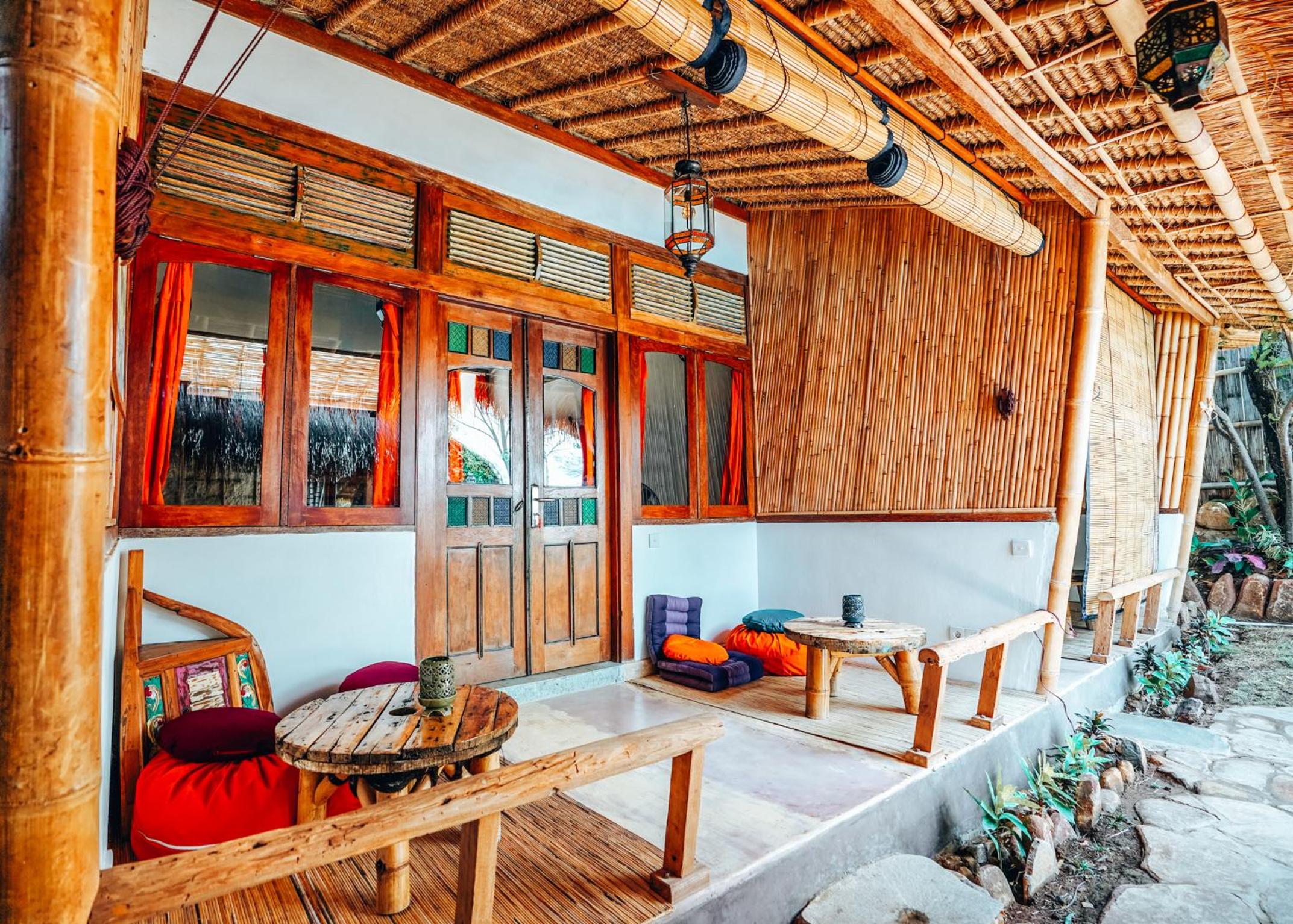 Deluxe Double or Twin Room with Pool View photo 3