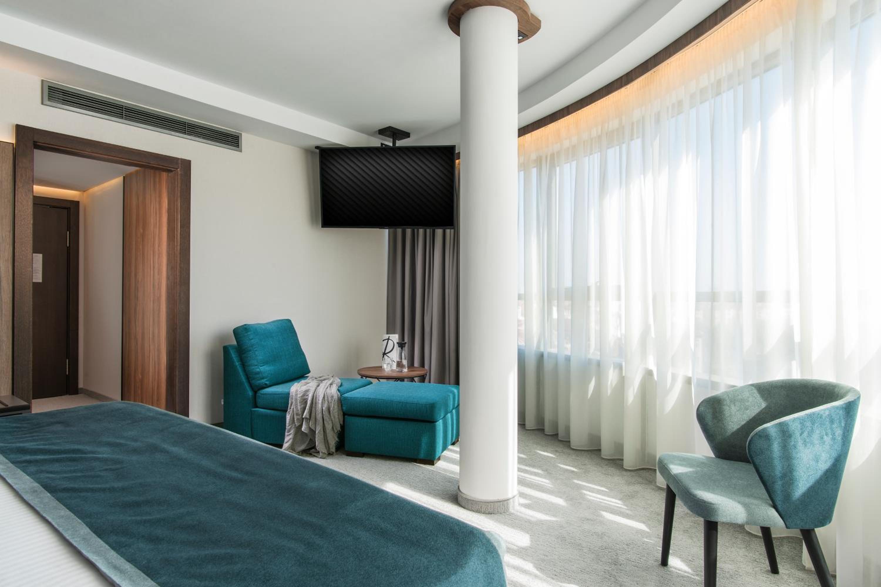  Panoramic Superior room - Photo 5
