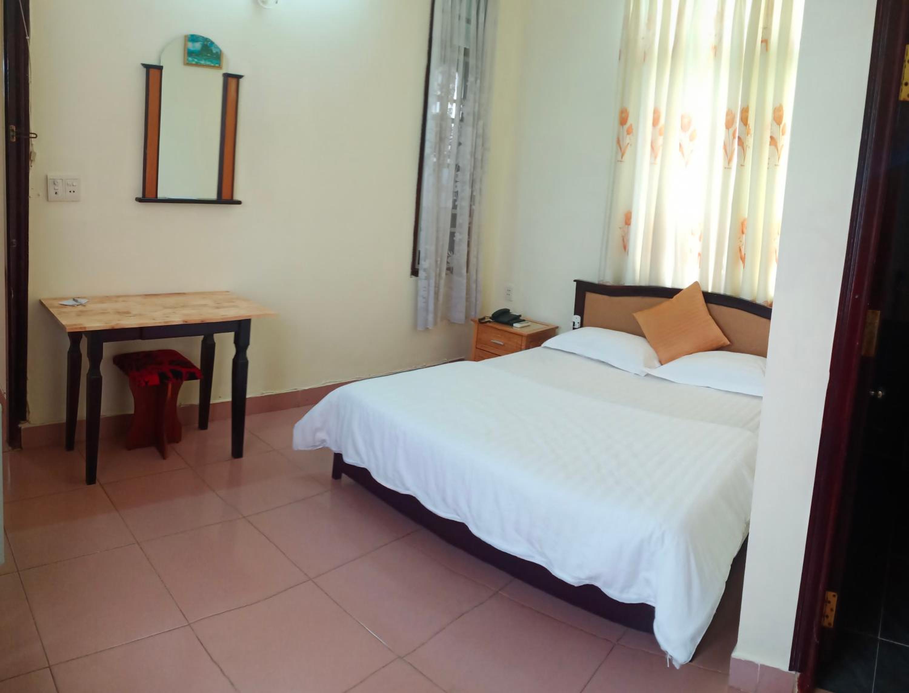 Double Room - Photo 2