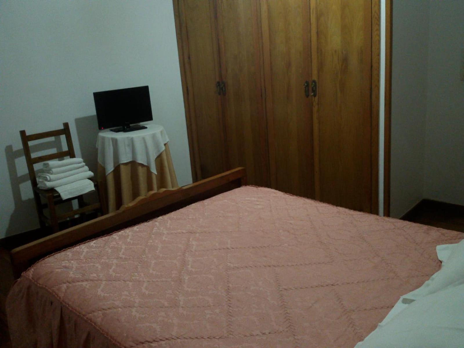 Habitación Doble Estándar con Baño Compartido