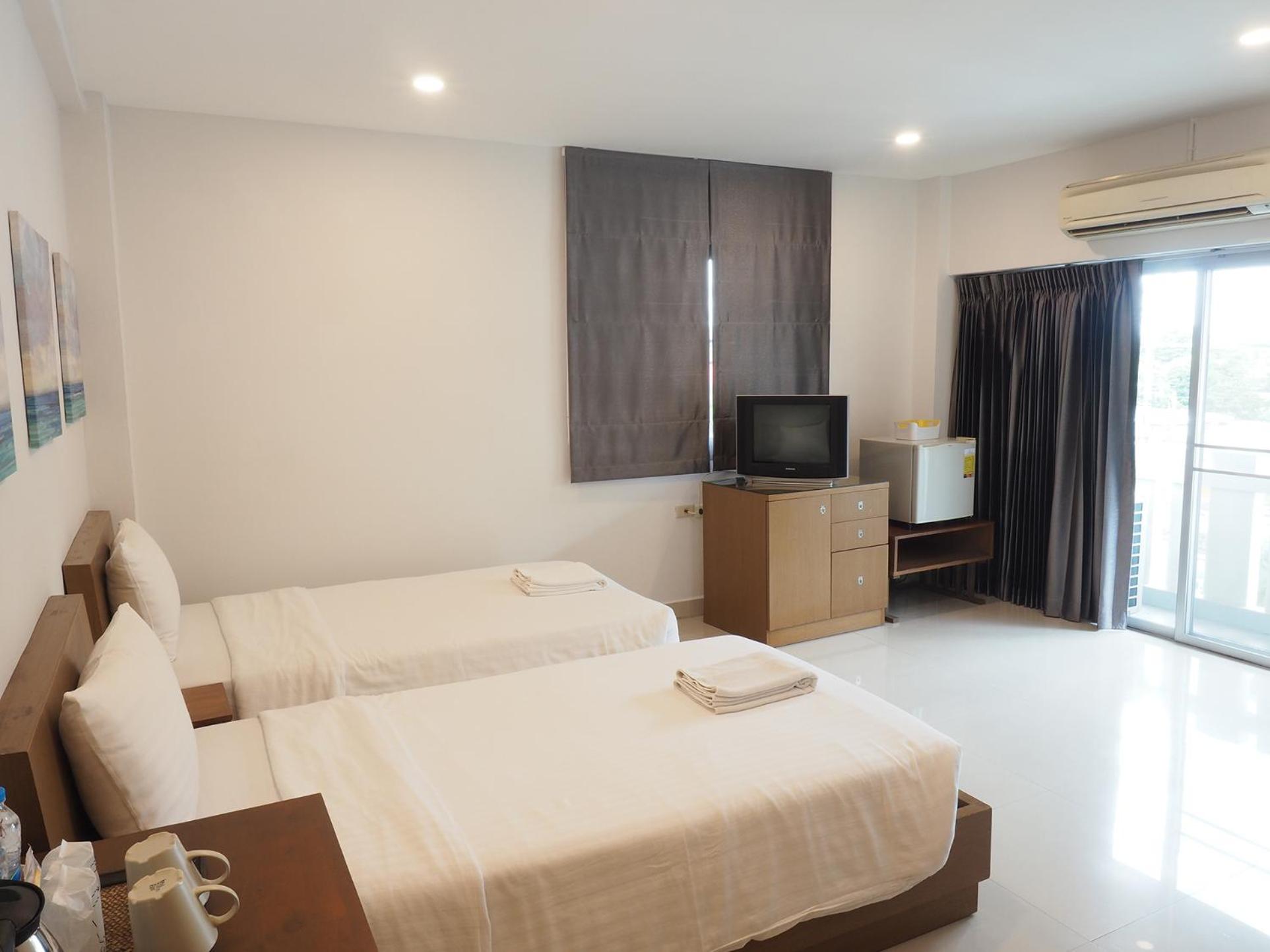 Superior Twin Room - Photo 7