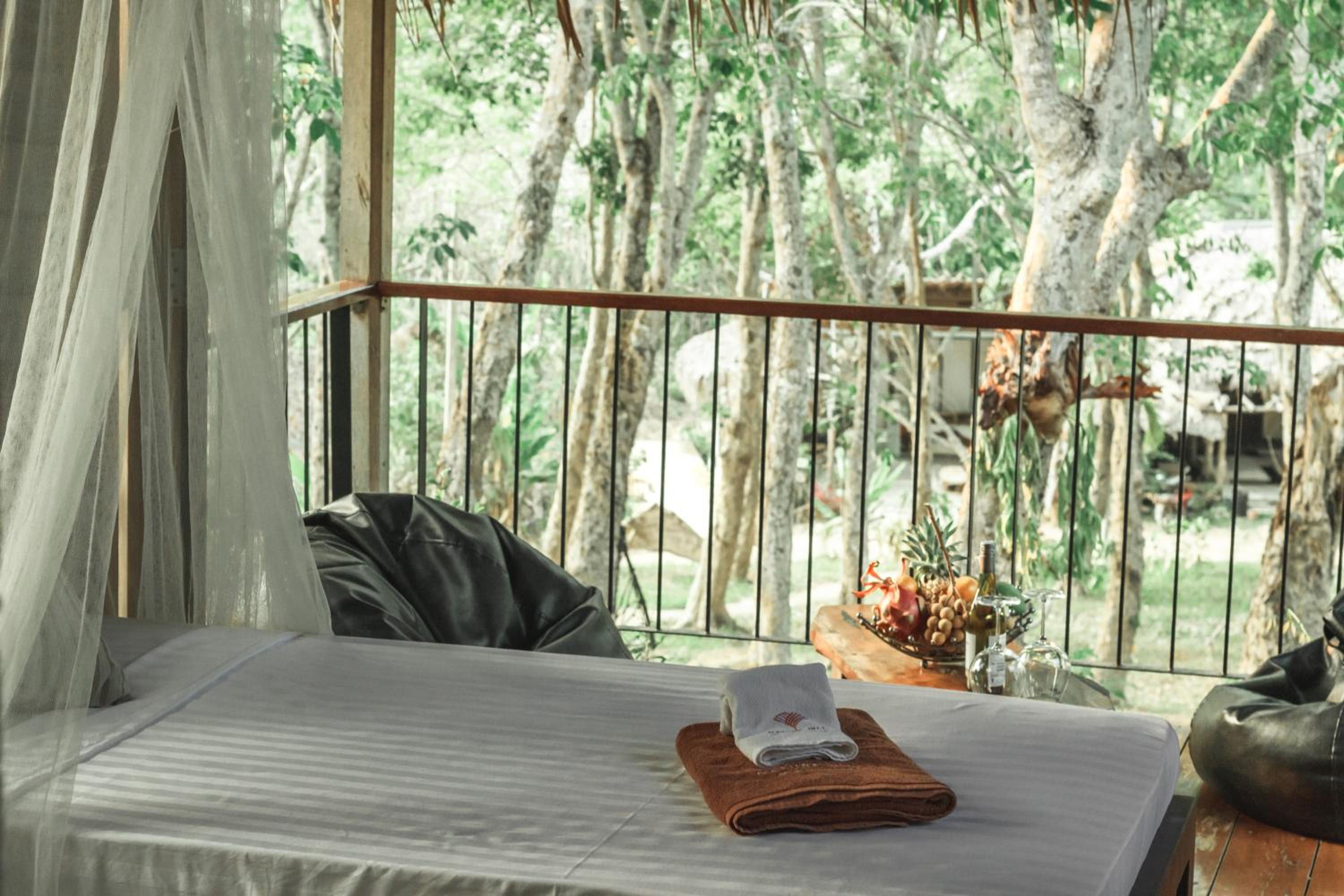 Deluxe Double Room with Extra Bed with Fan photo 3