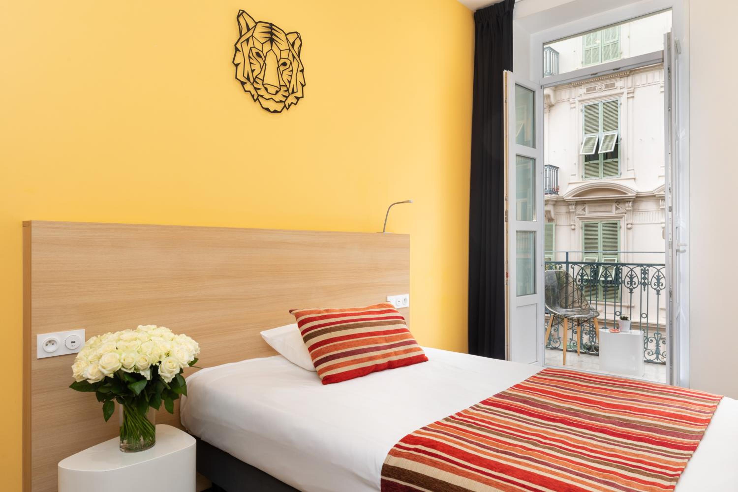 Deluxe Single Room