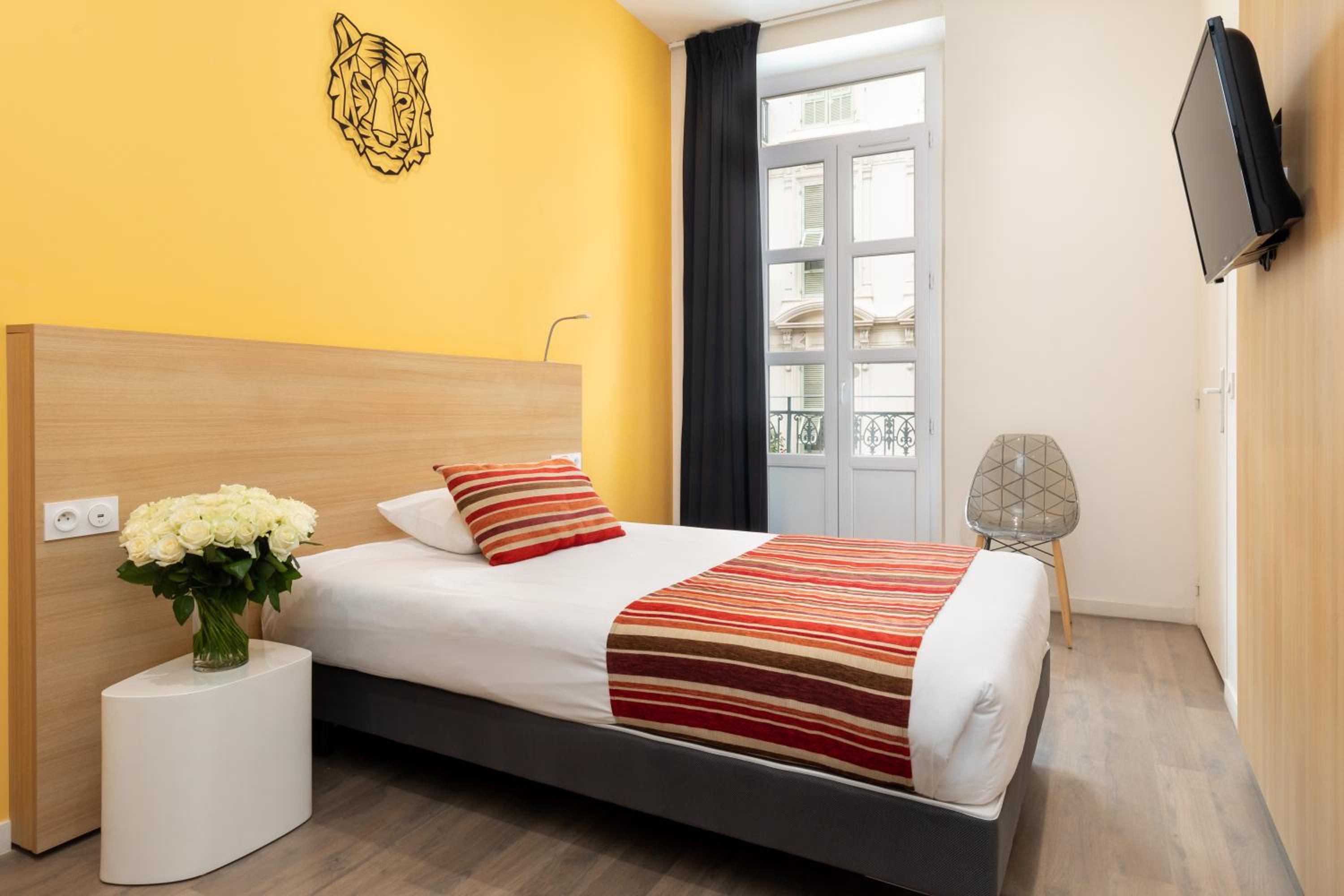 Deluxe Single Room