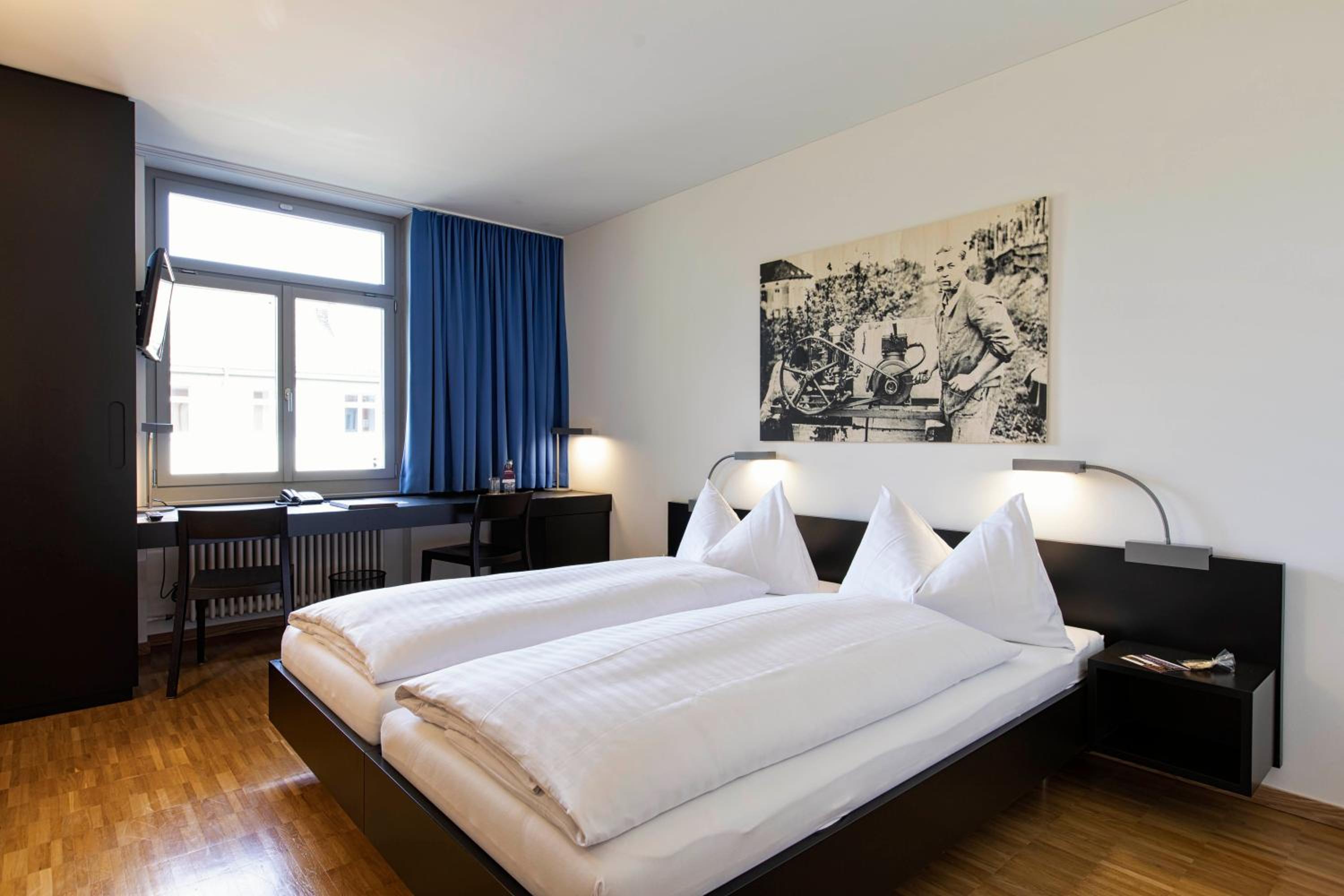 Standard Double Room - Photo 1