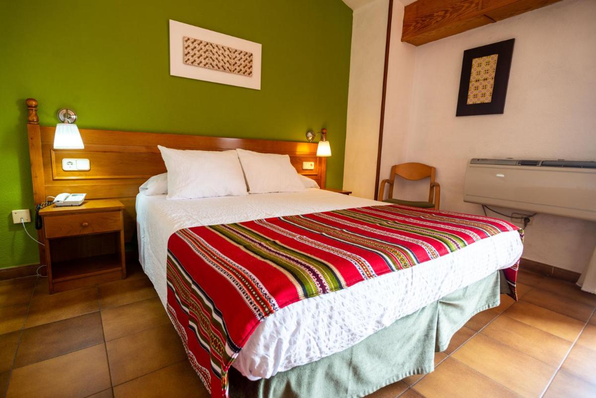 Double or Twin Room photo 1