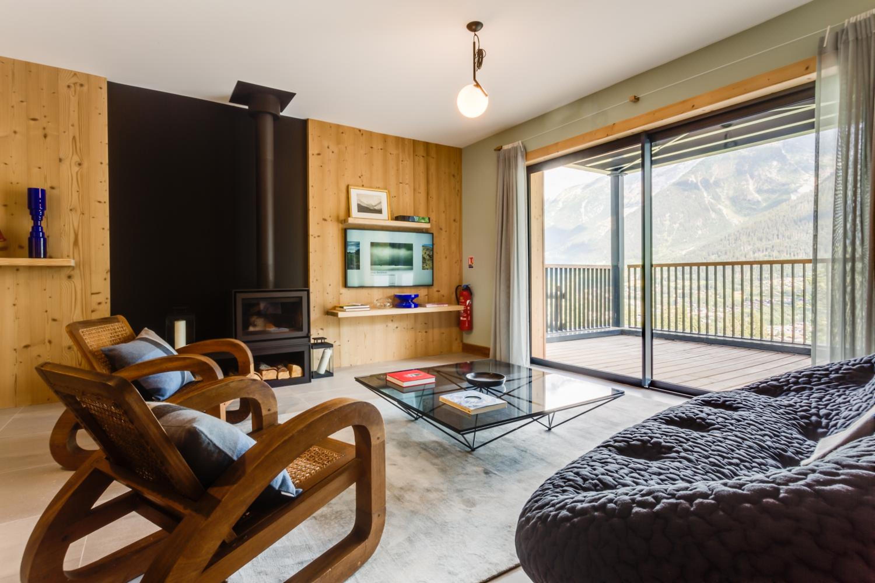 Suite with Mountain View photo 1