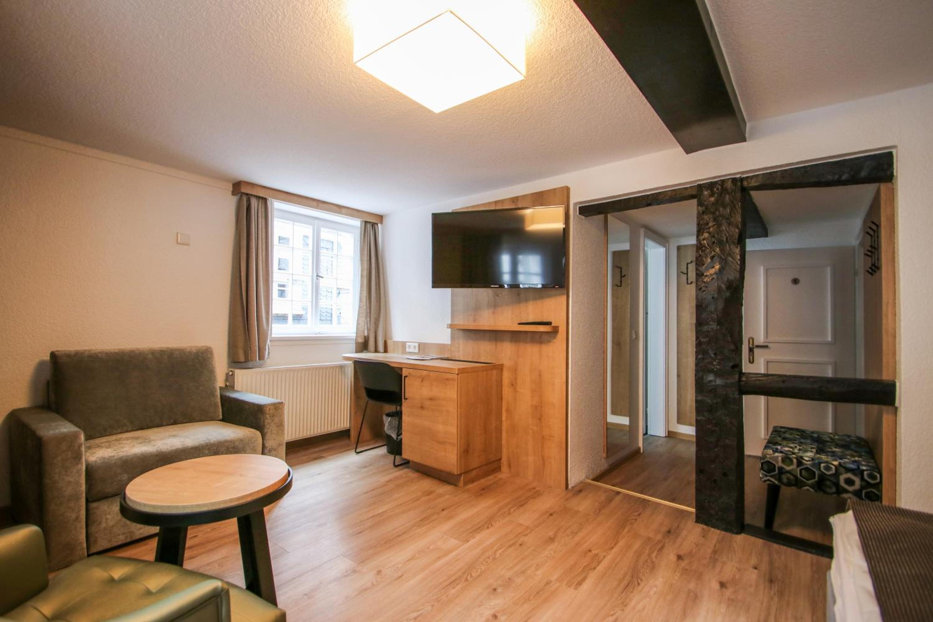 Double Room - Photo 2