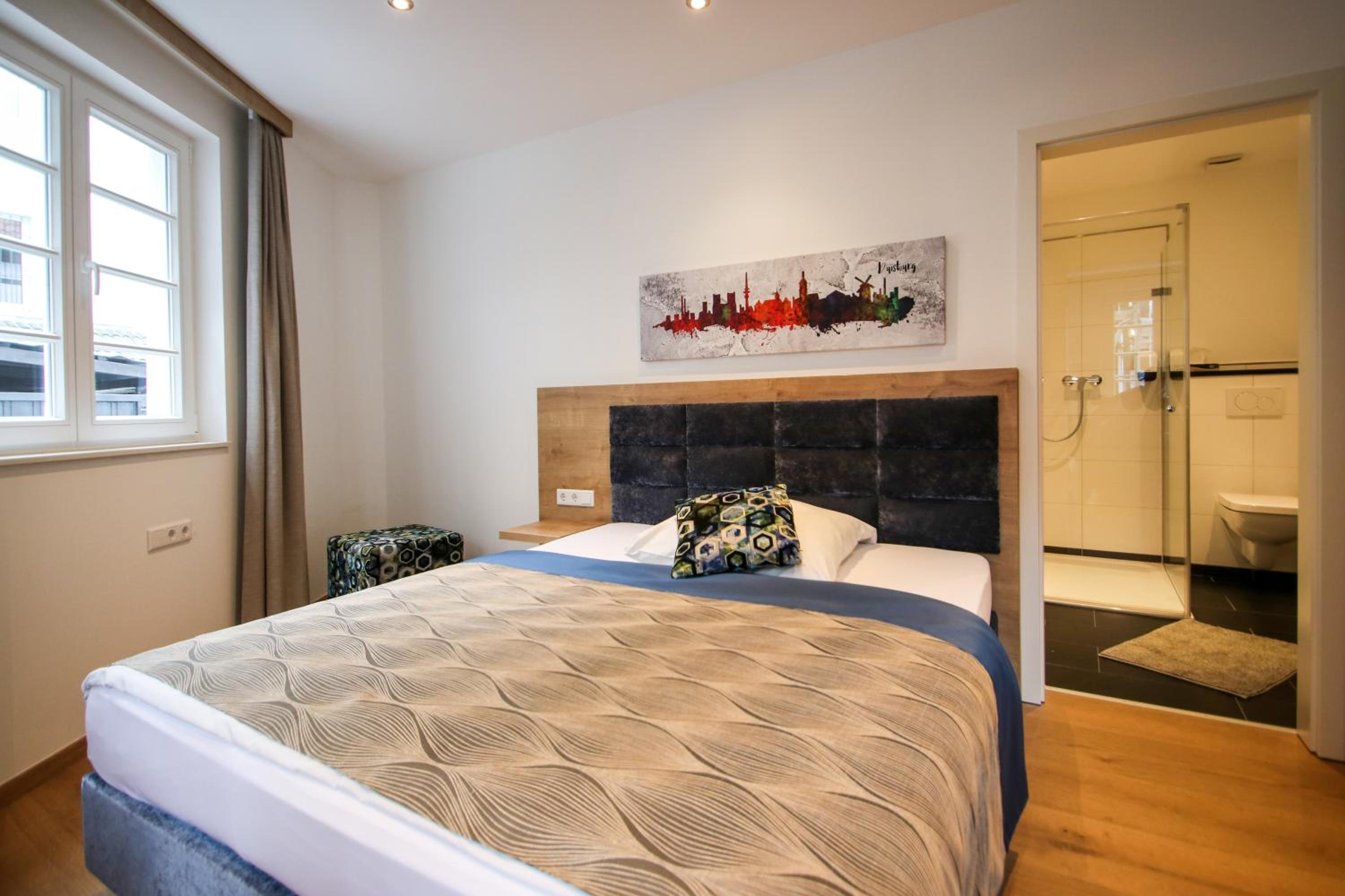 Double Room with Extra Bed photo 3