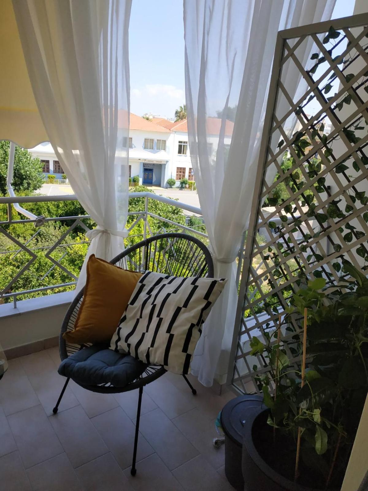 One-Bedroom Apartment - Photo 32