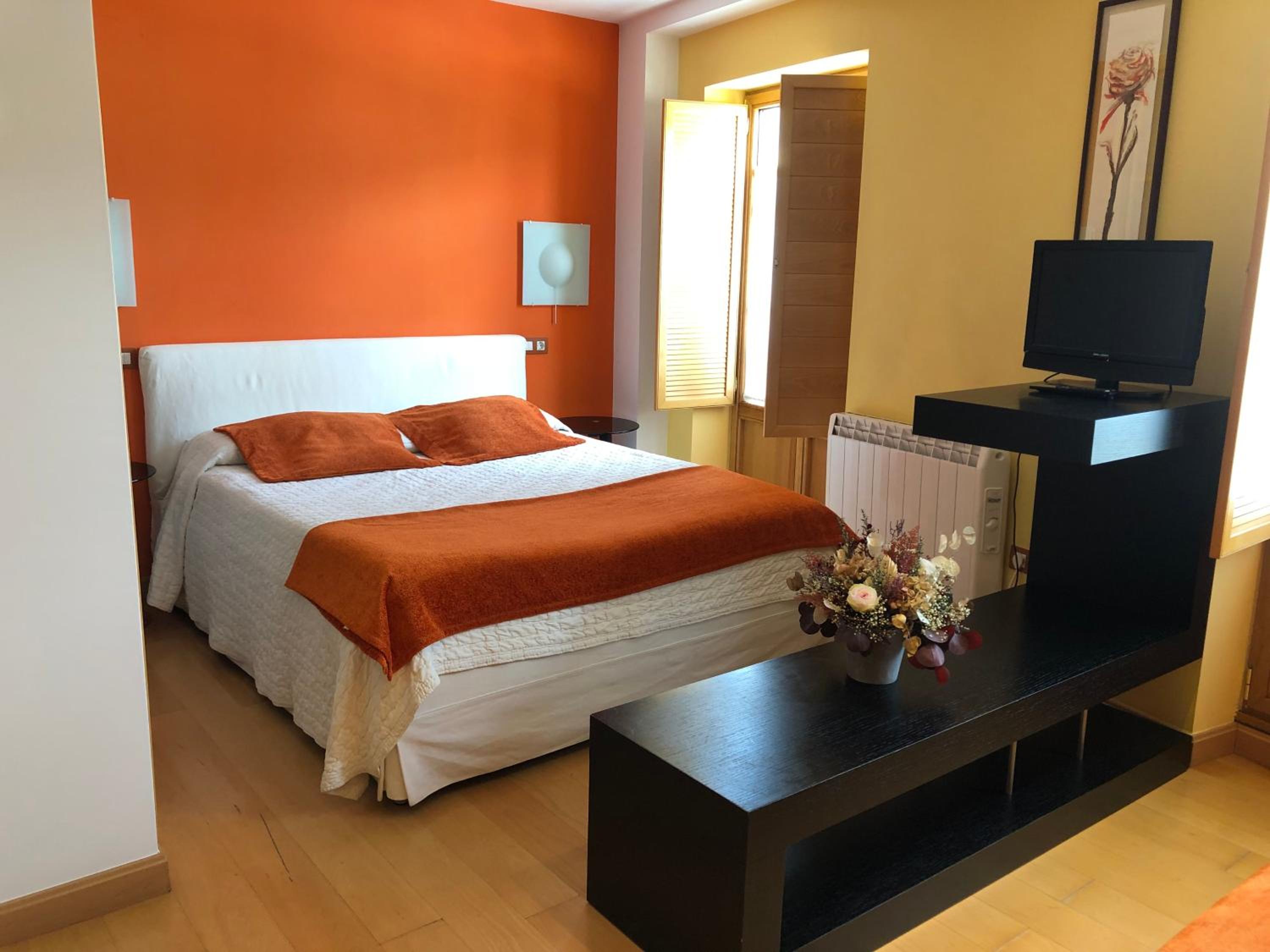 Studio Apartment (2 adults + 1 child) photo 2