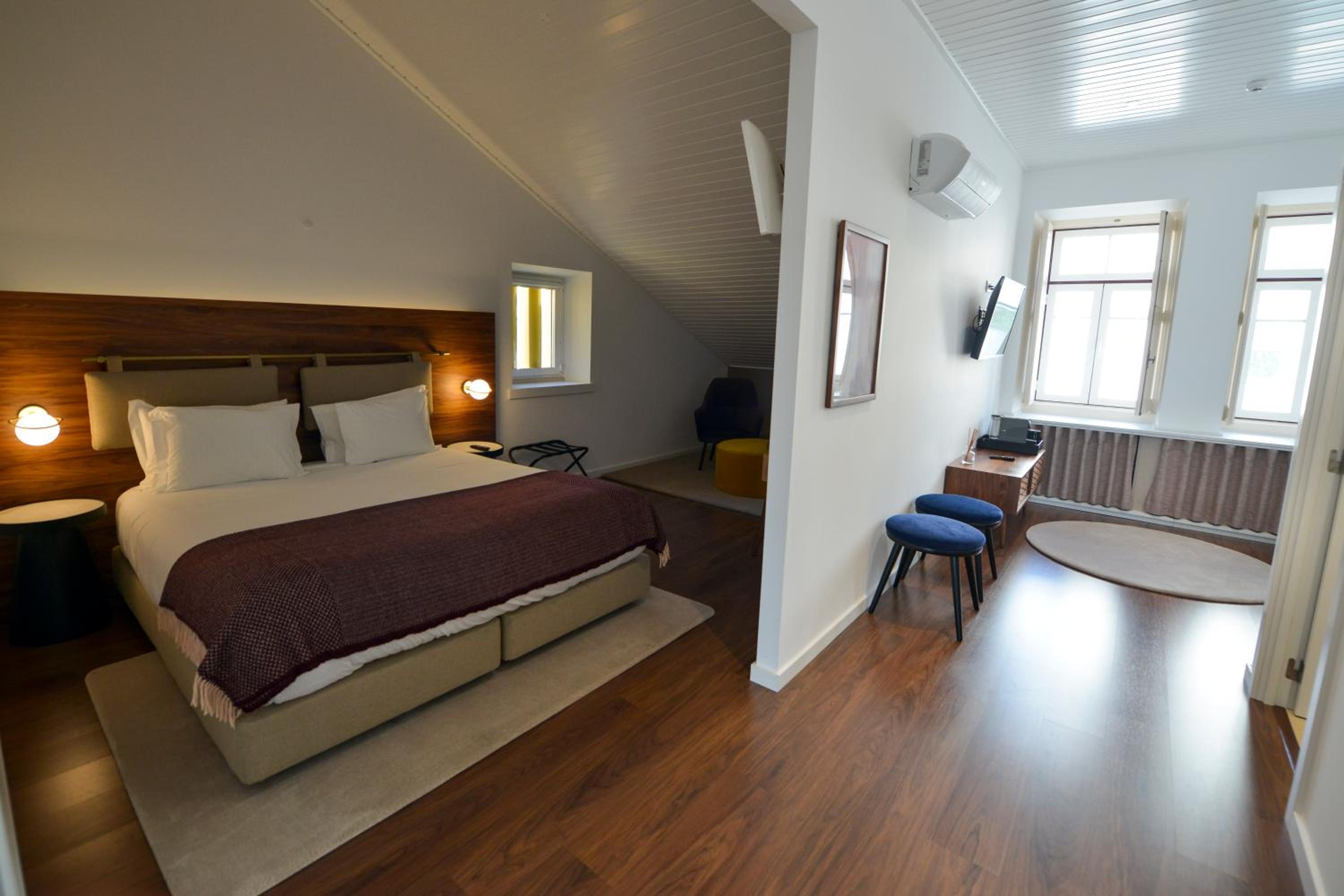 Superior Quadruple Room - Photo 10