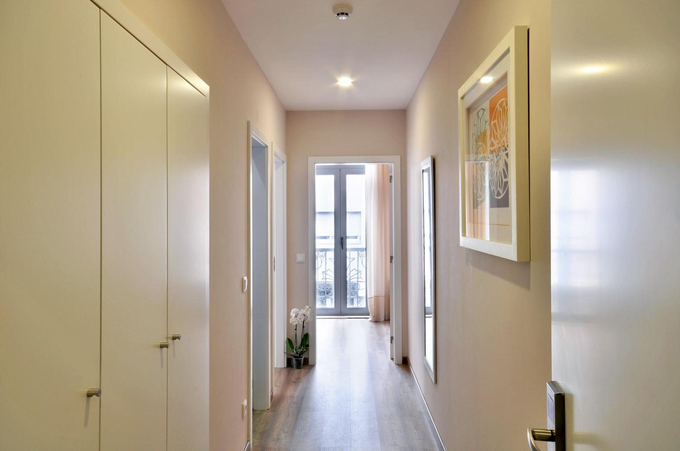 Suite - Photo 5