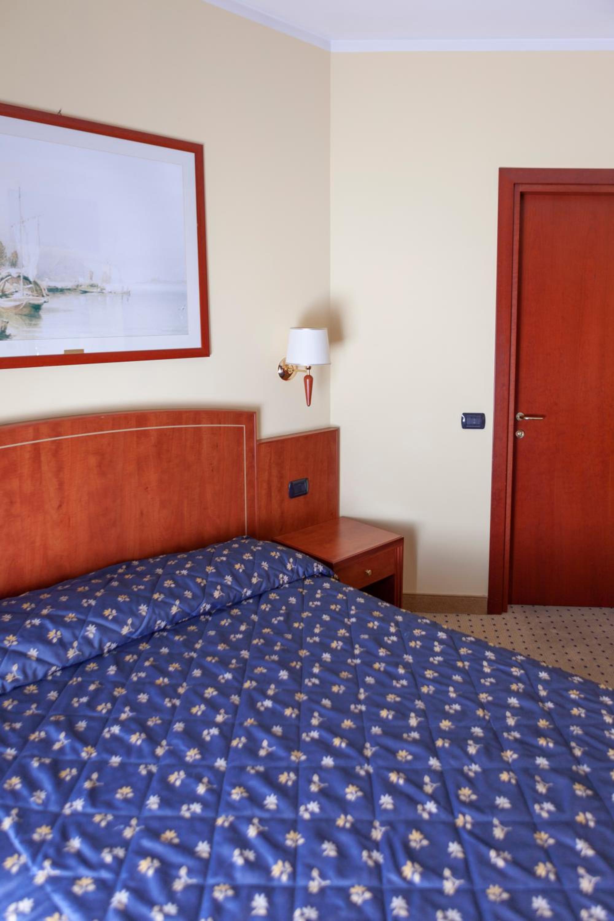 Basic Double Room - Photo 4